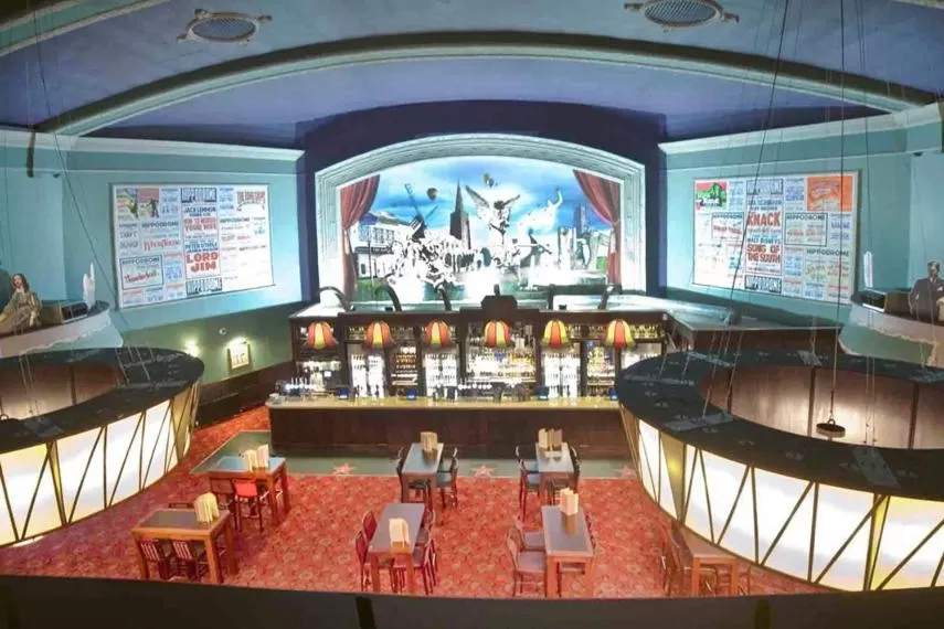 Restaurant/places to eat, Lounge/Bar in The Hippodrome Wetherspoon