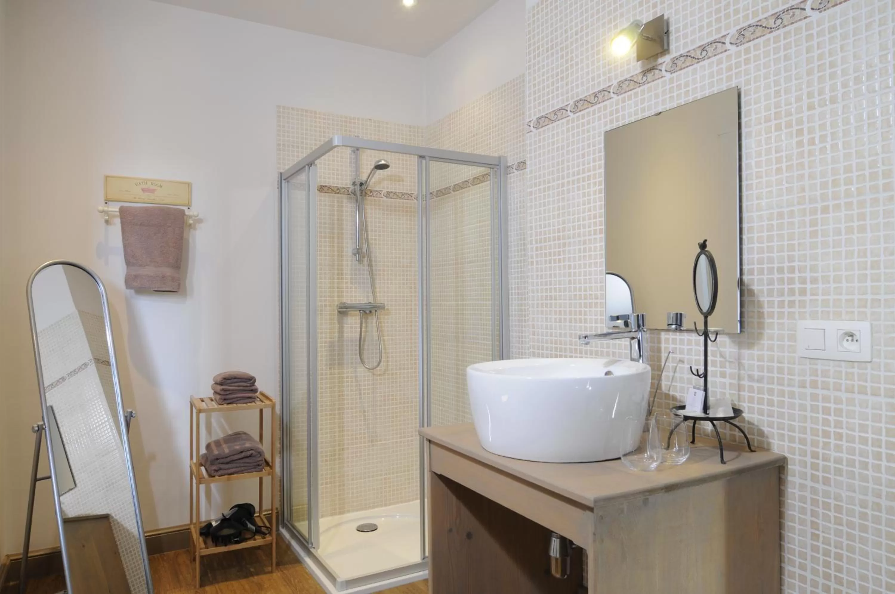 Shower, Bathroom in Oud Gemeentehuis