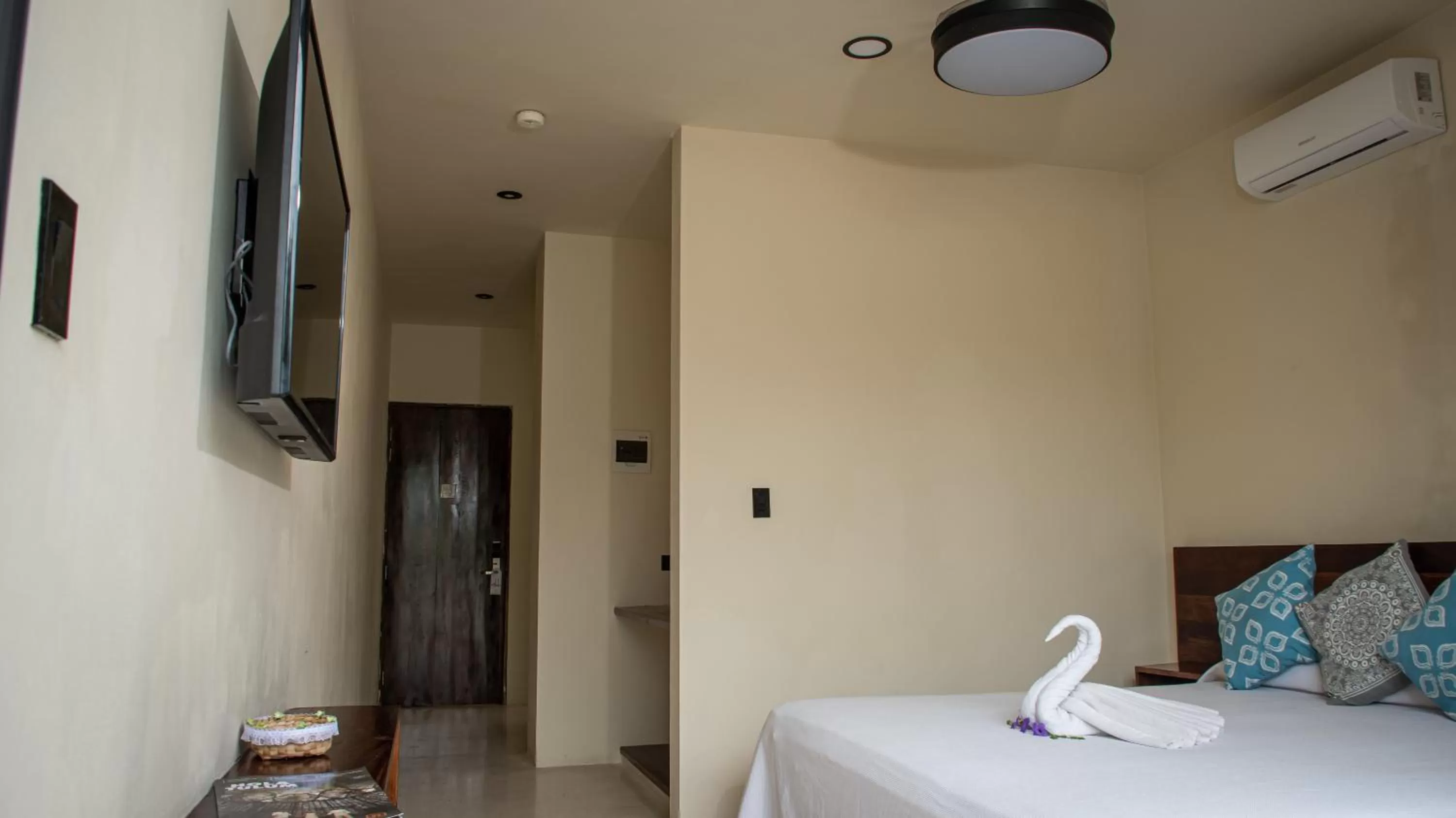 Bed in Moonshine Tulum Hotel & Hostel