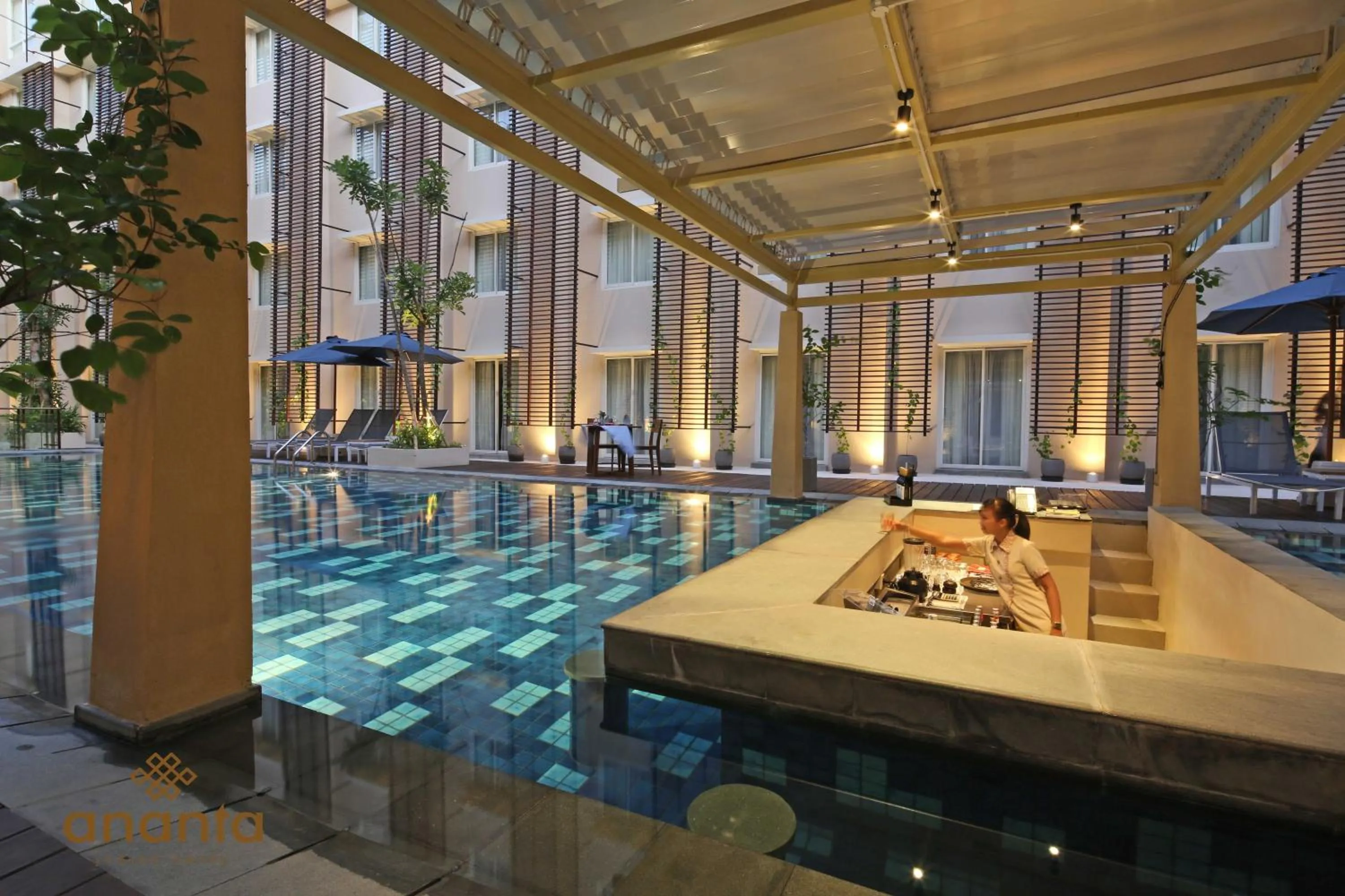 Swimming pool in Ananta Legian Hotel