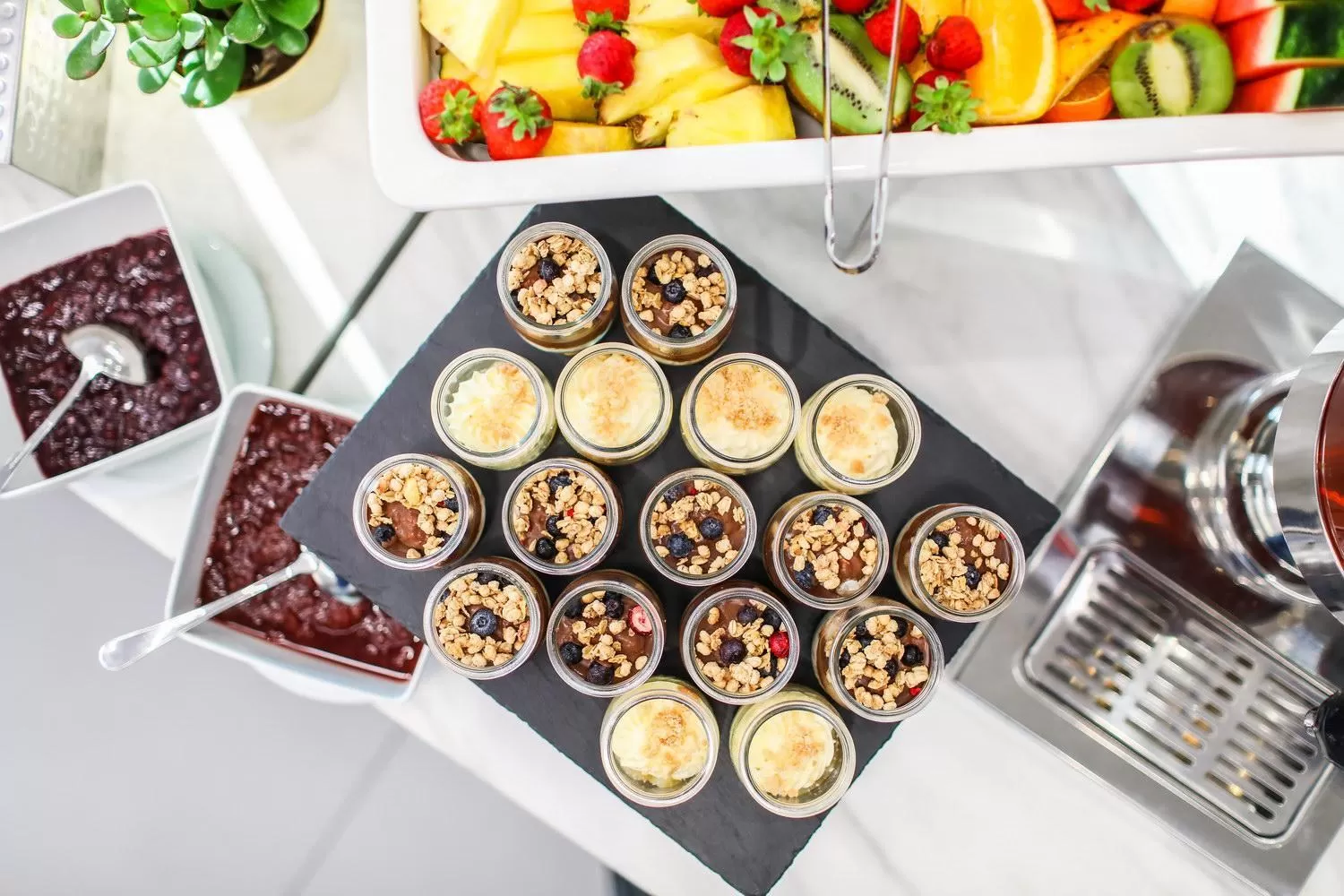 Restaurant/places to eat in Magnus Resort