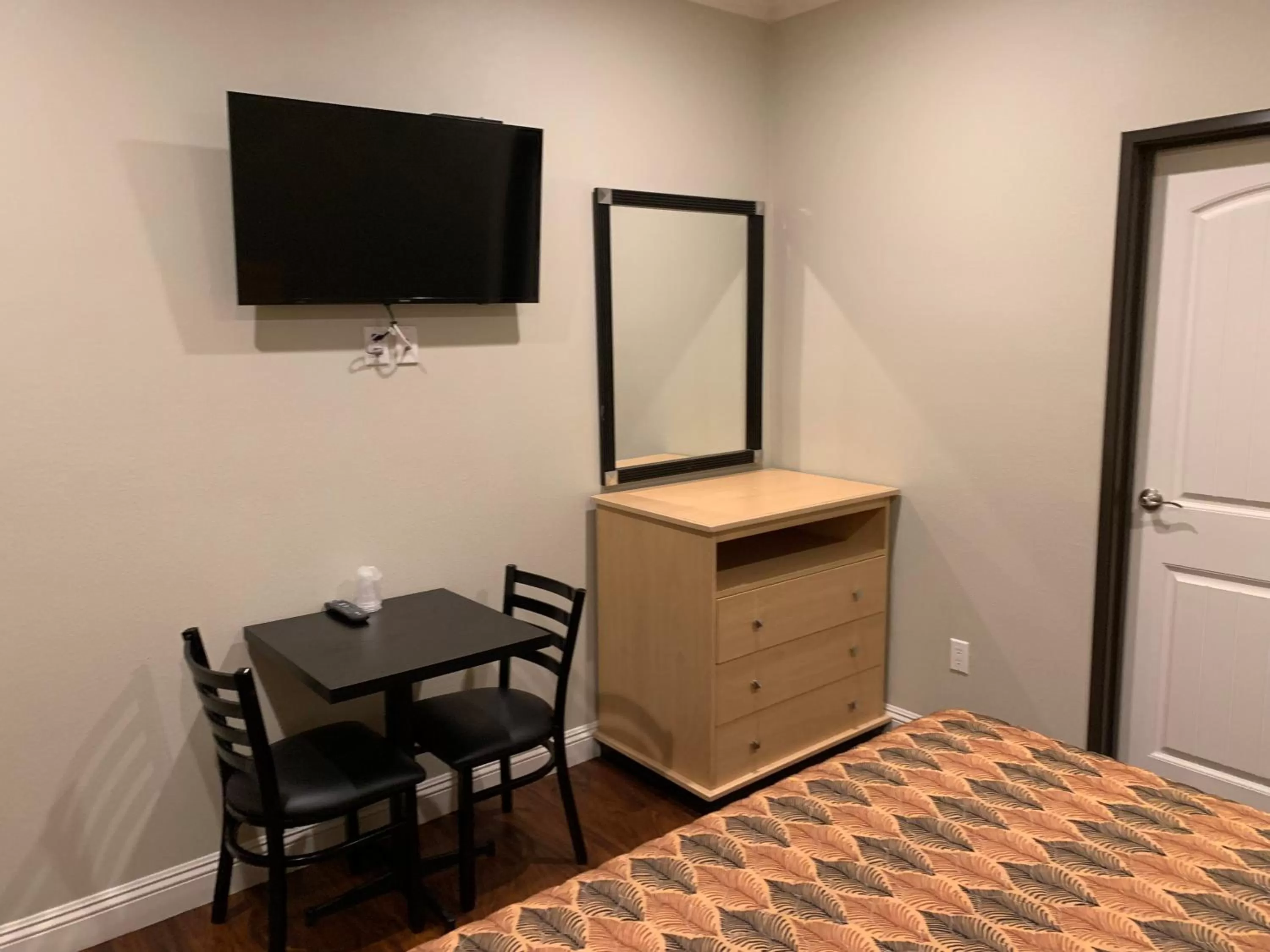 TV/Entertainment Center in El Rey Inn