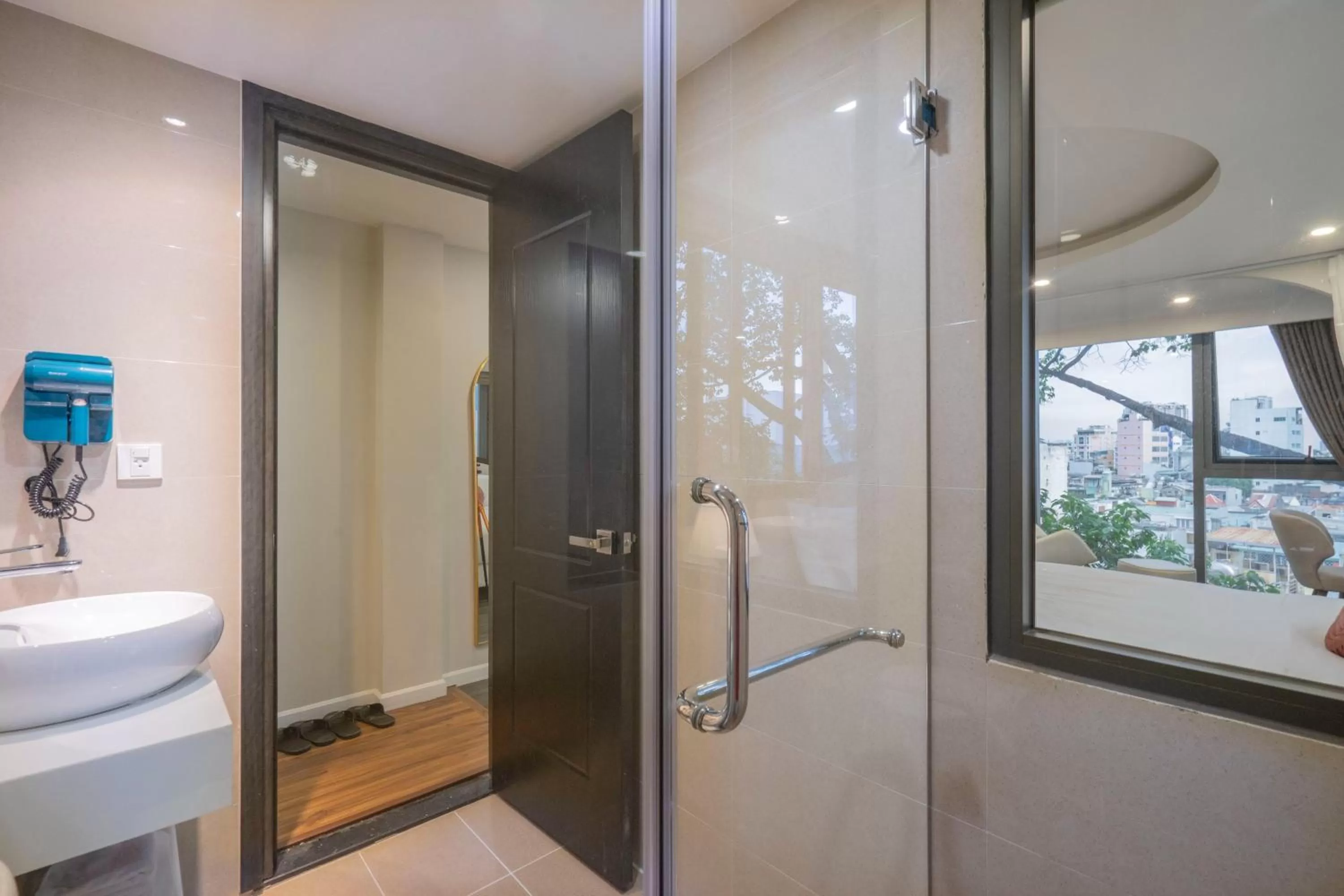 Bathroom in SAZI HOTEL - BÙI THỊ XUÂN