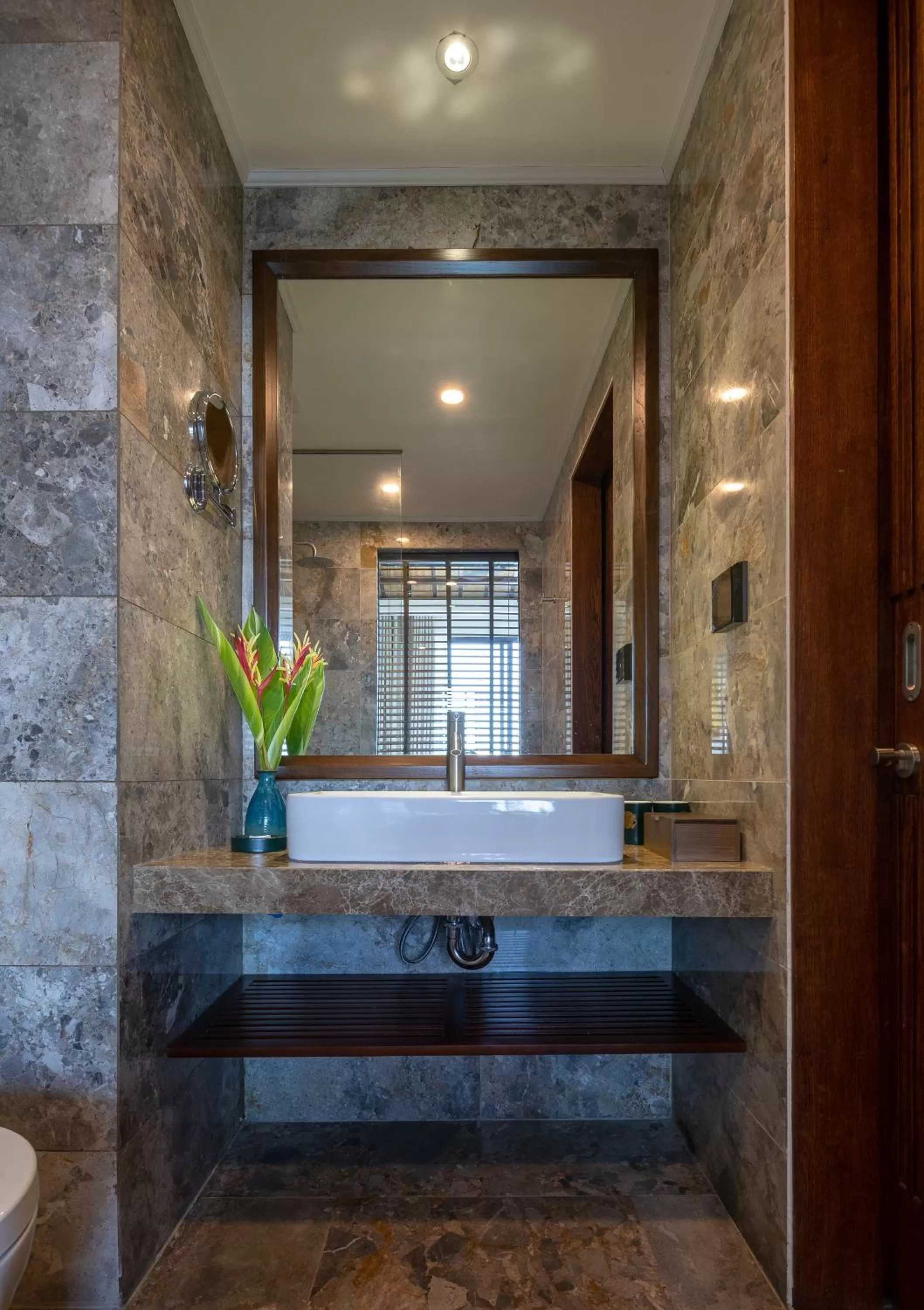 Bathroom in Nghê Prana Hotel and Spa Hoi An