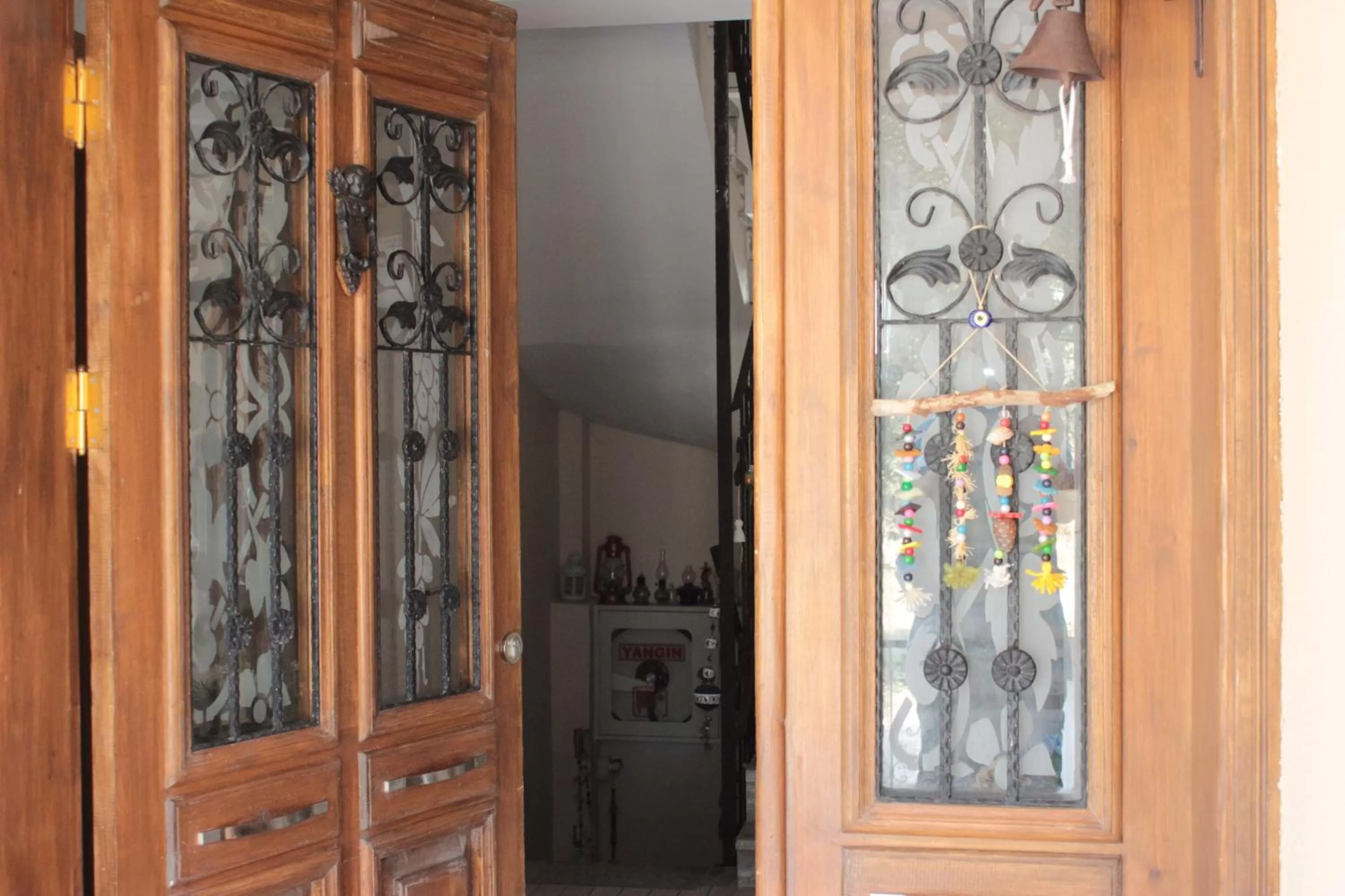 Facade/entrance in Ede Apart Otel