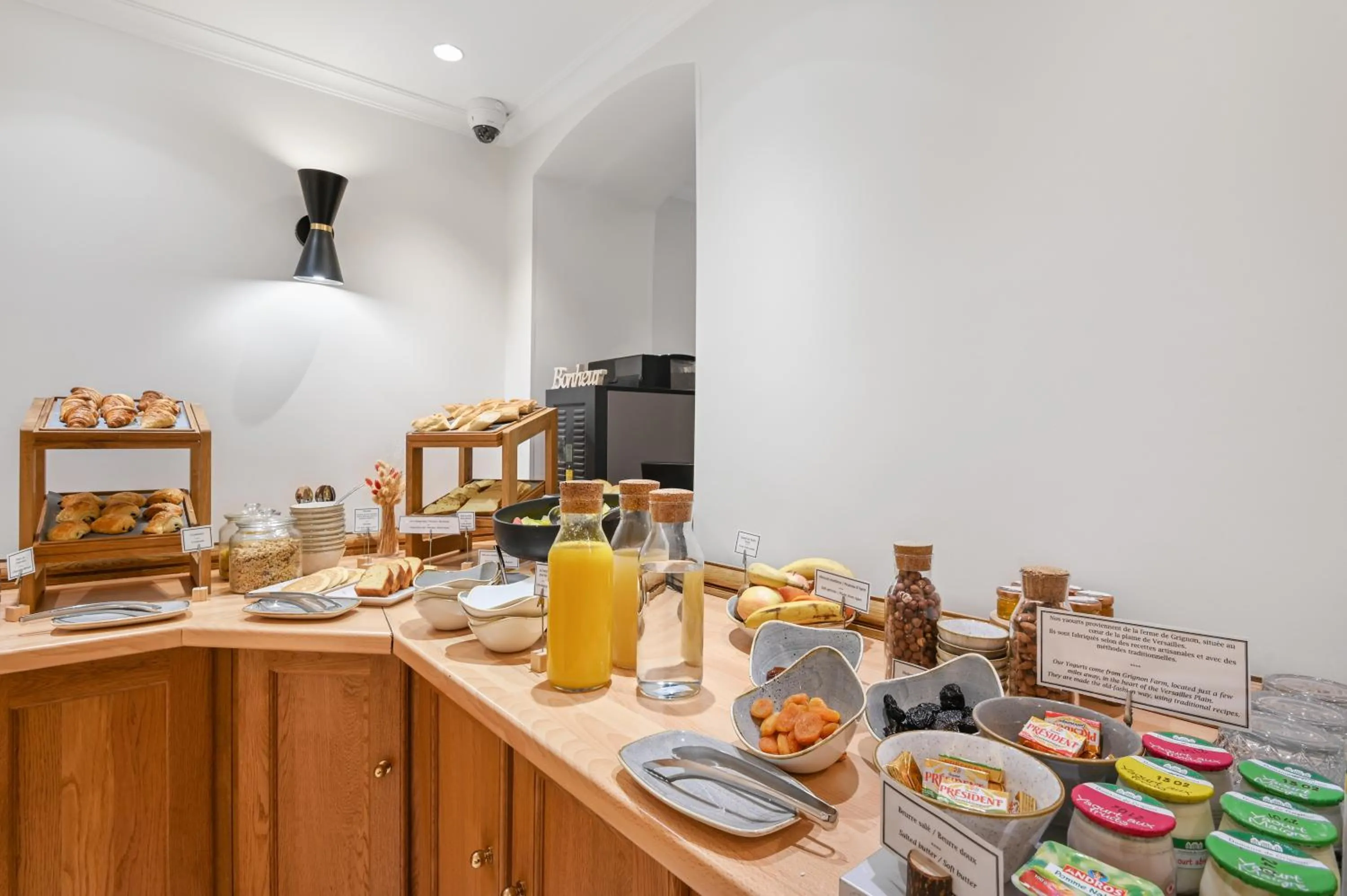 Breakfast in Hotel Elysees Opera