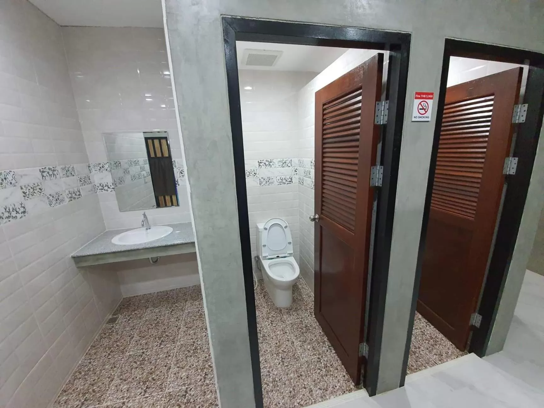 Toilet in Puak Taem Boutique Hotel