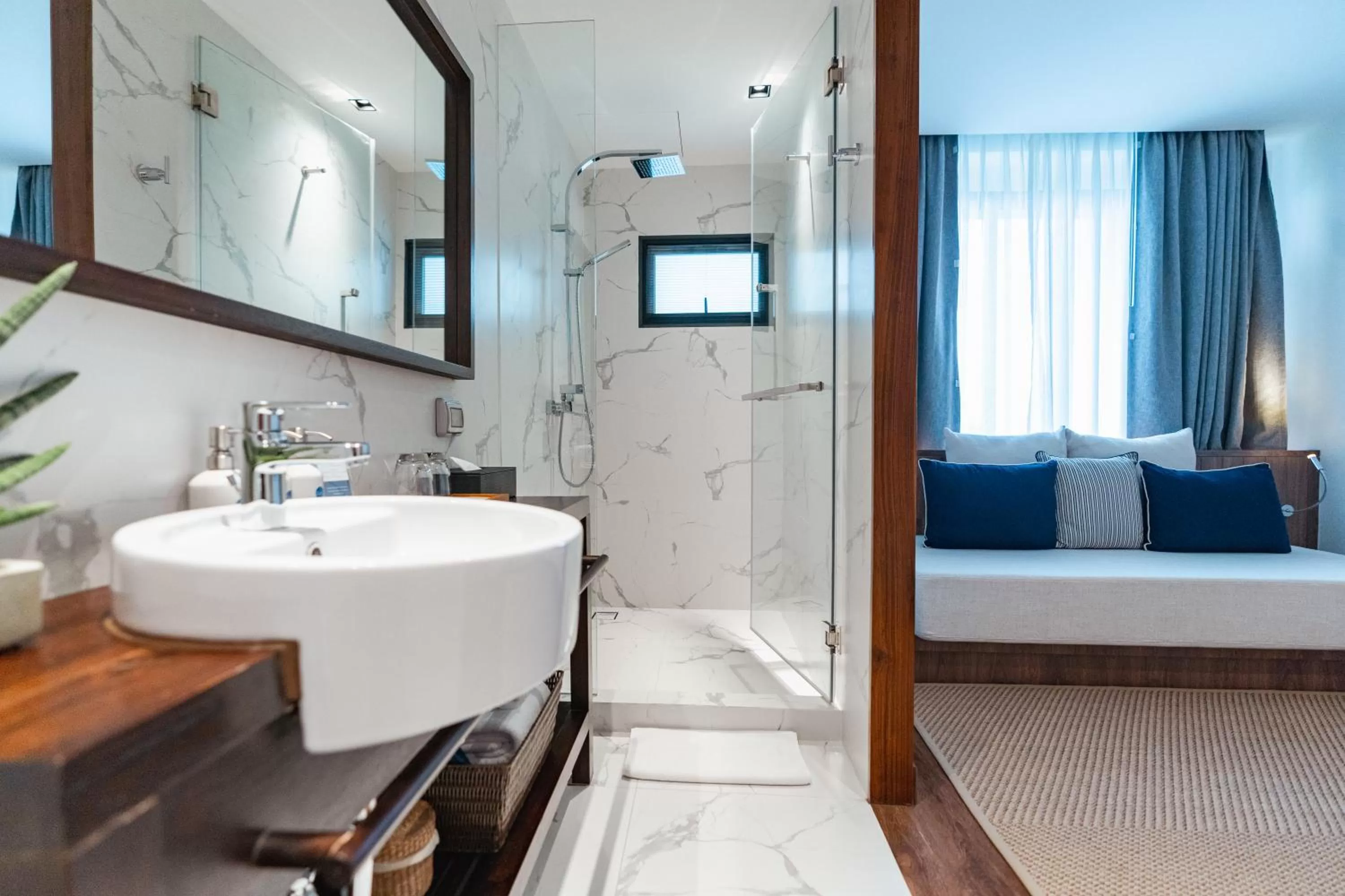 Bathroom, Bed in QUU HOTEL Chiang Mai