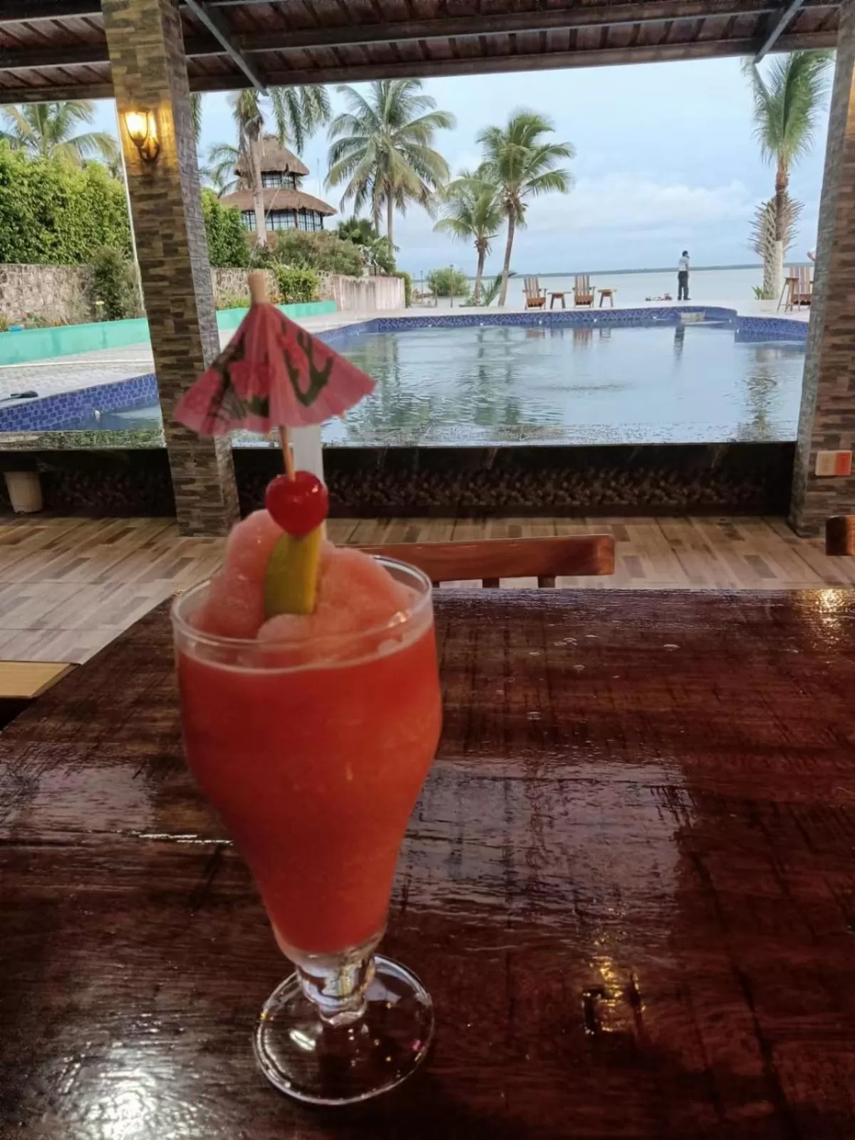 Restaurant/places to eat, Swimming Pool in Sunshine View Hotel and Restaurant