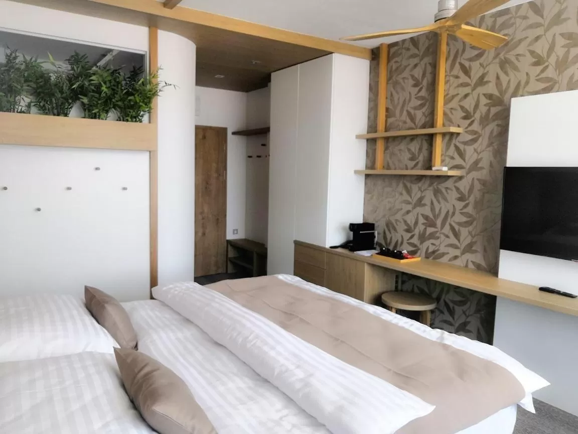 Photo of the whole room, Bed in Hotel Adamantino