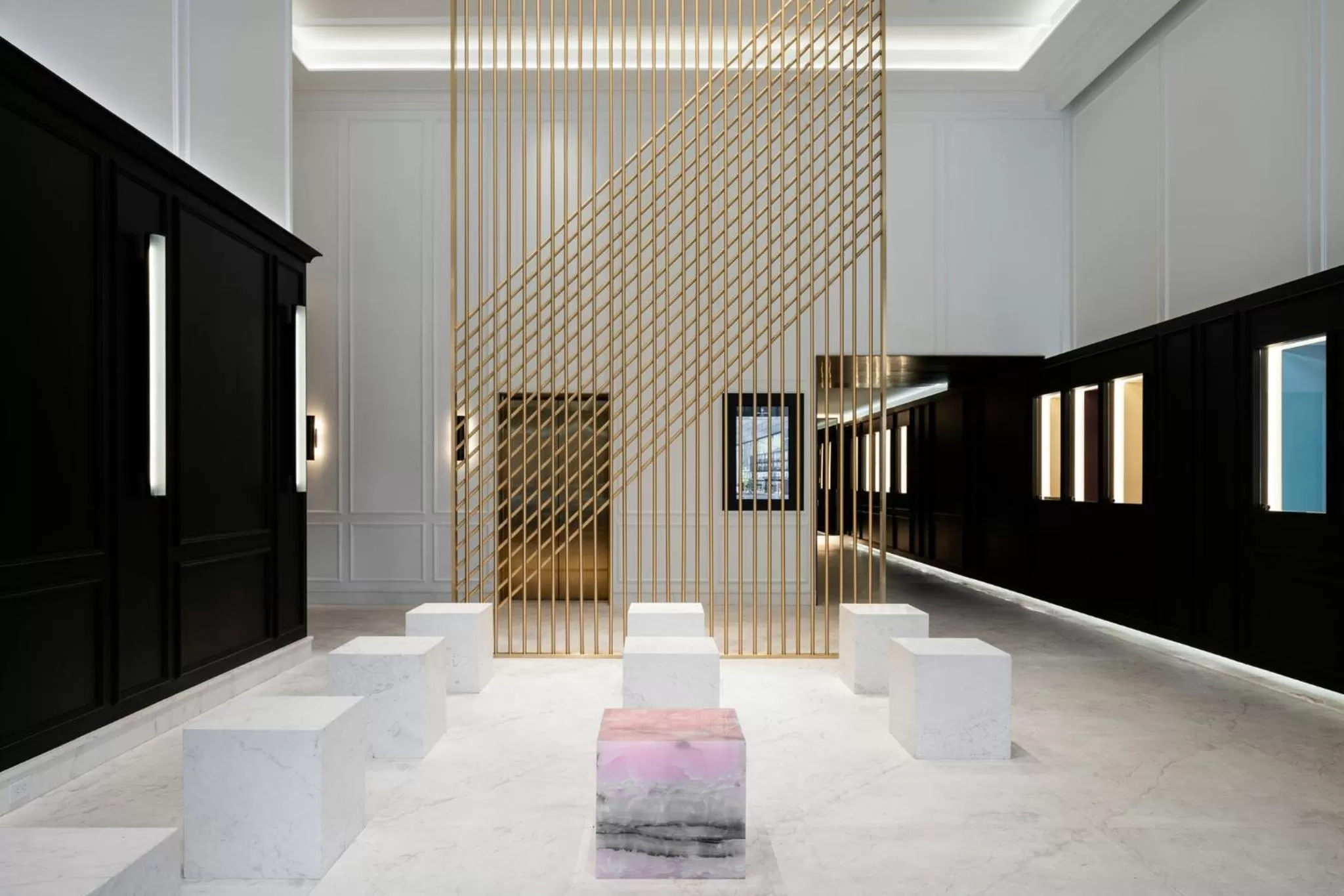 Lobby or reception in Four Seasons Hotel Montreal