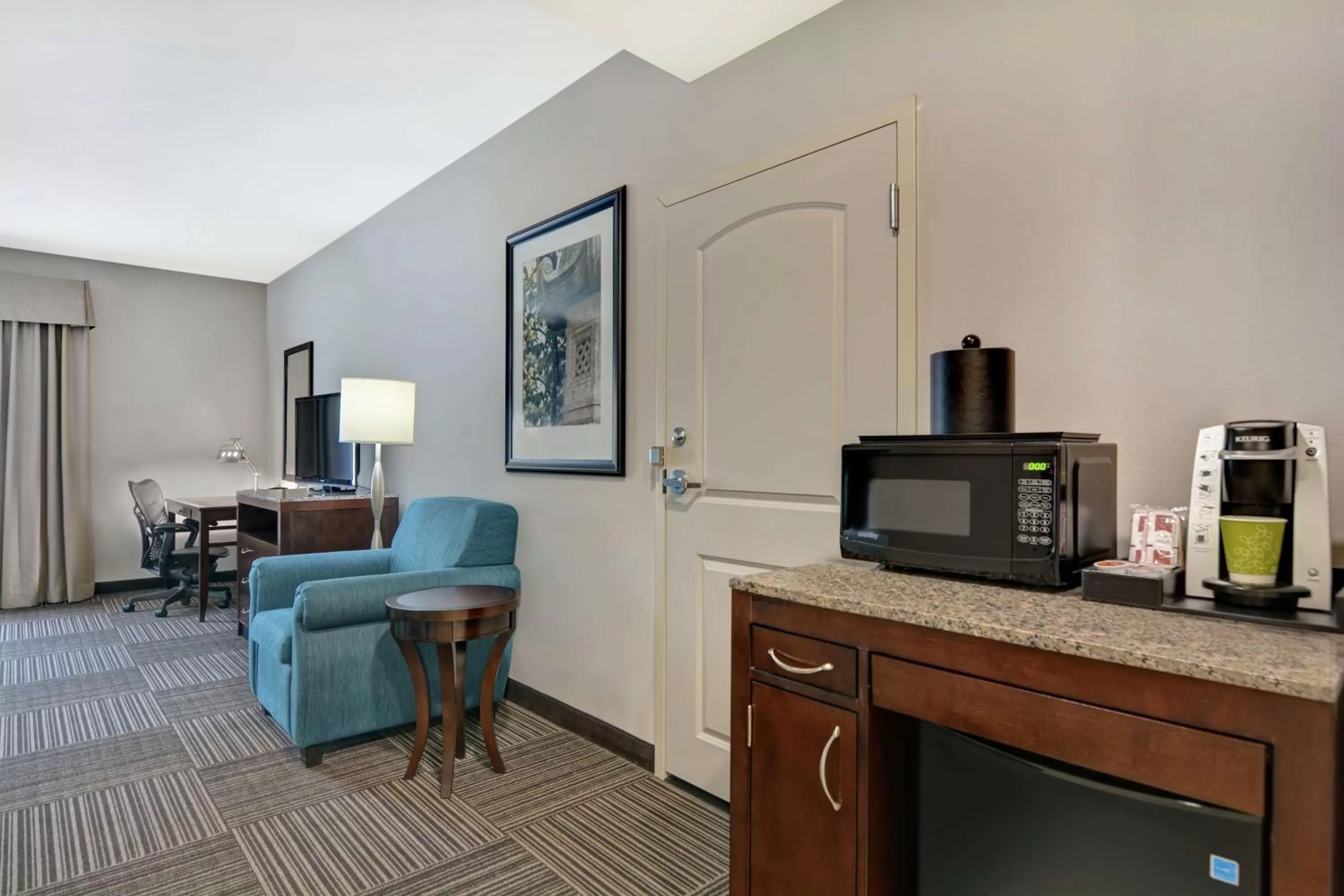 Bedroom in Hilton Garden Inn and Fayetteville Convention Center