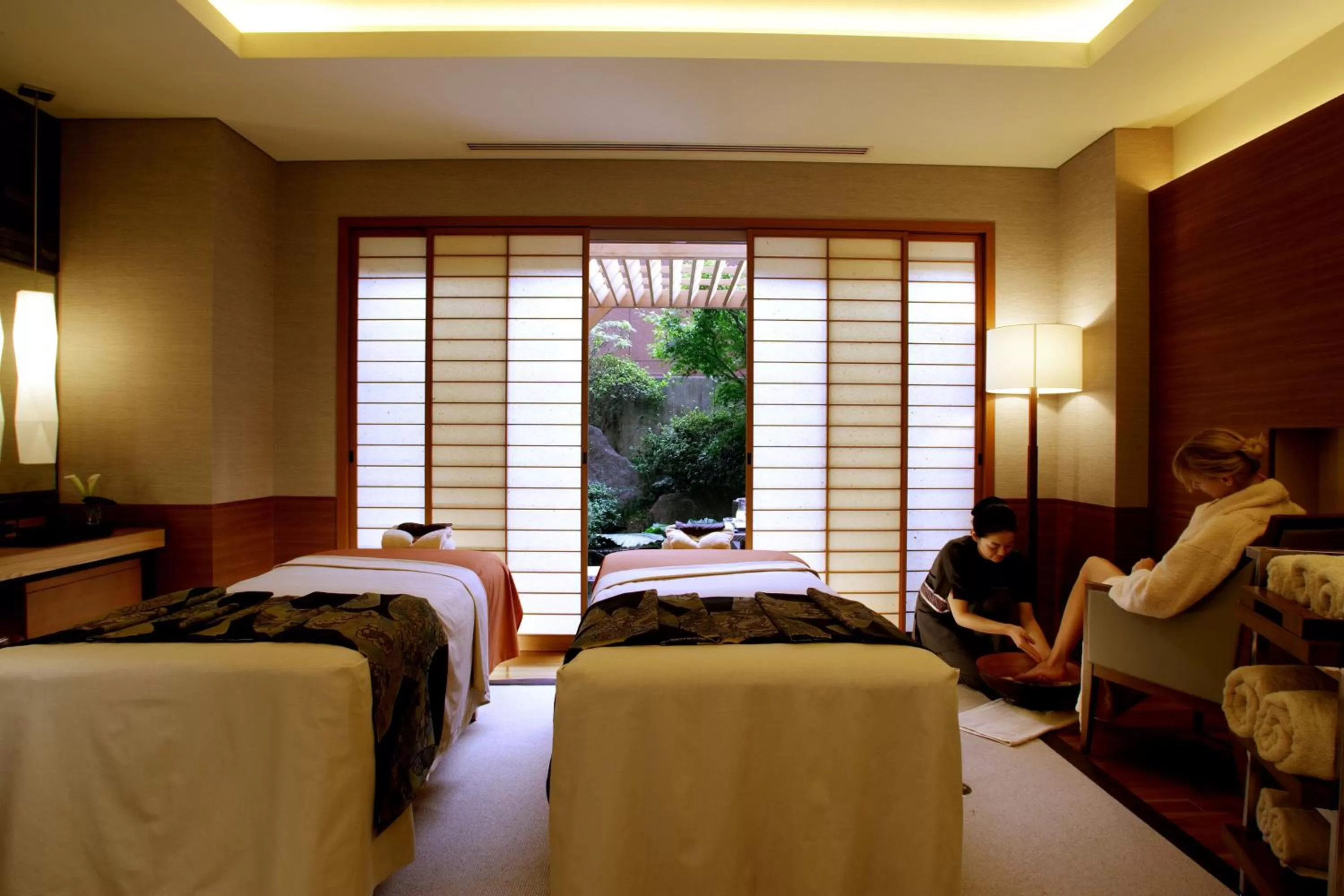 Spa and wellness centre/facilities, Bed in Hotel Chinzanso Tokyo