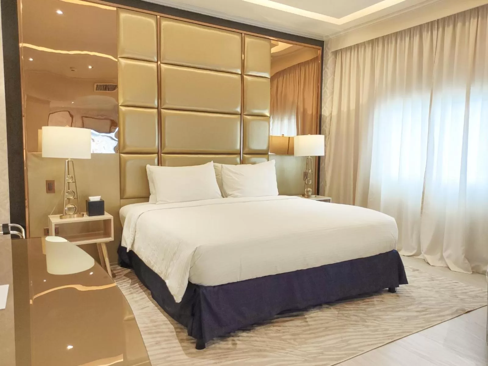 Bed in The Monarch Hotel