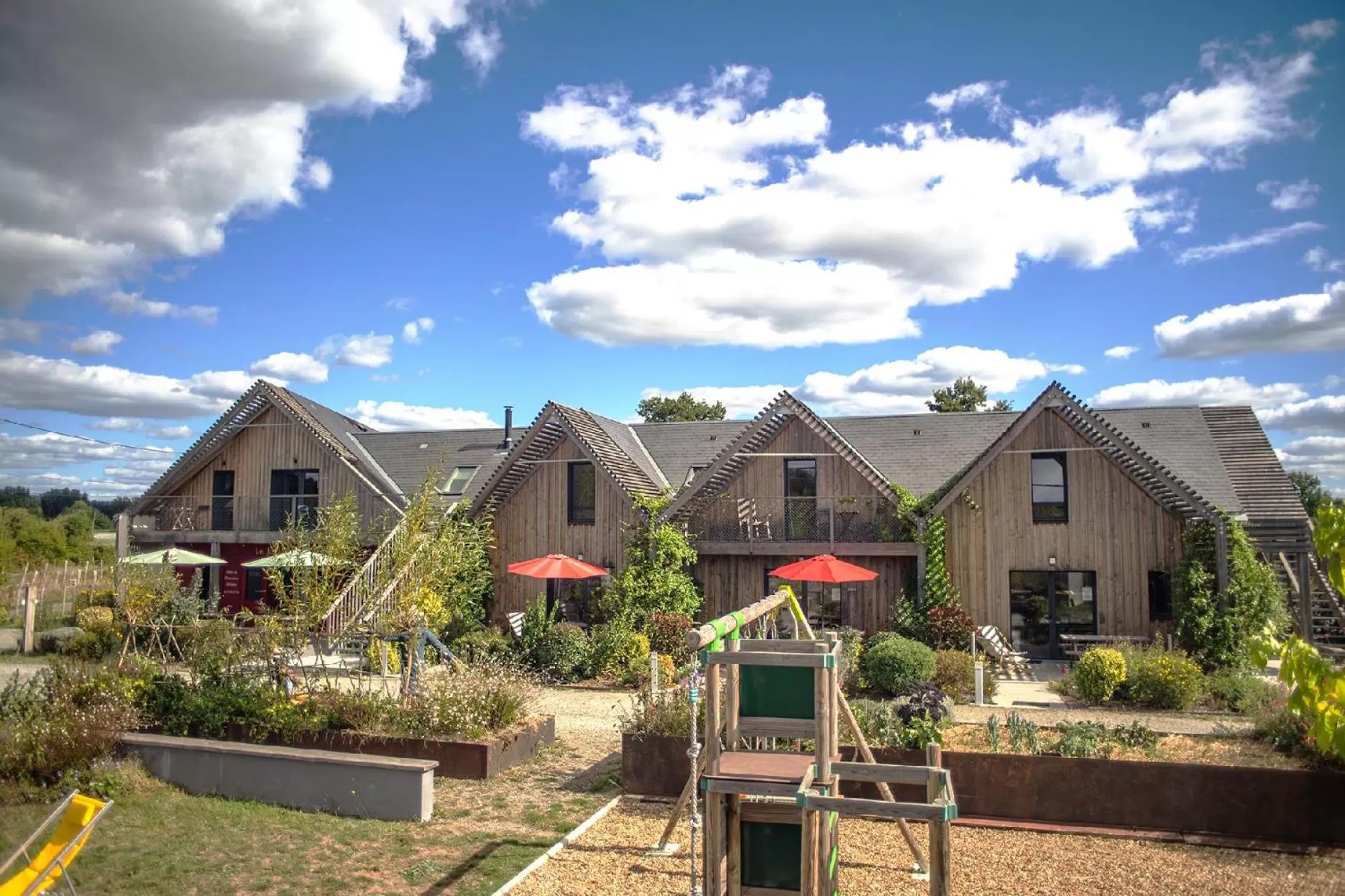 Property building in Le jardin des 4 saisons