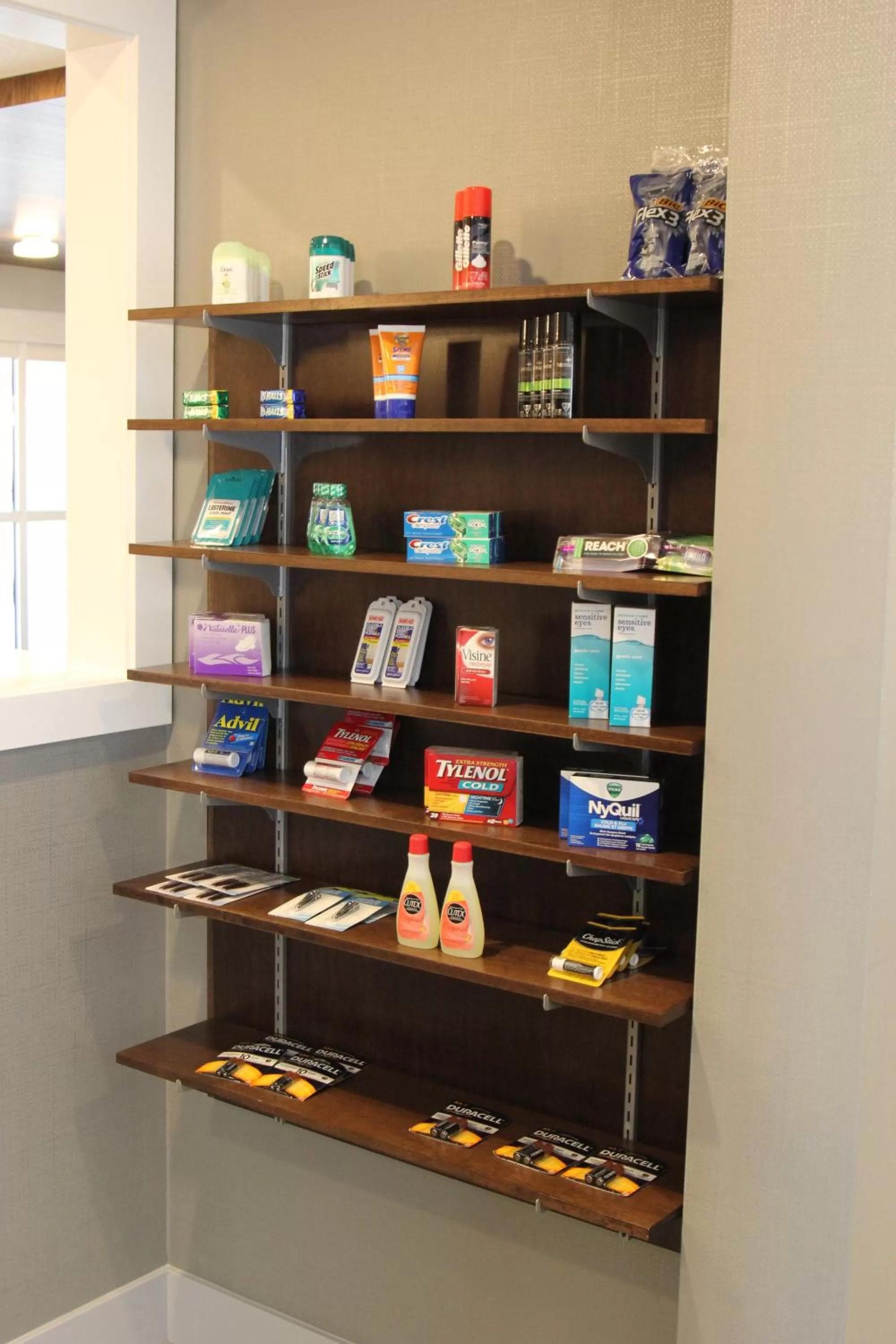 On-site shops in Best Western Plus Airdrie Gateway