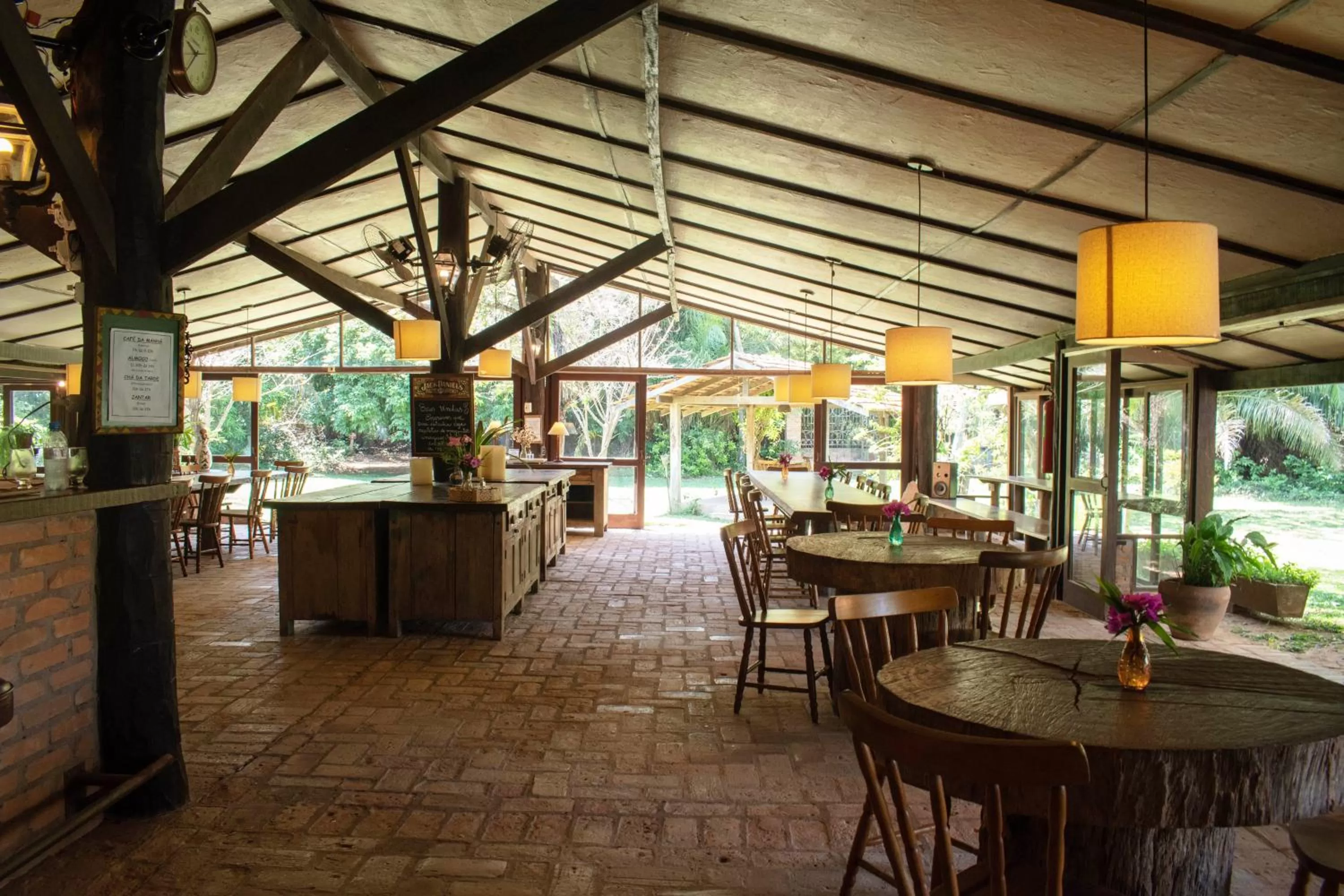 Restaurant/places to eat in Hotel Santa Esmeralda