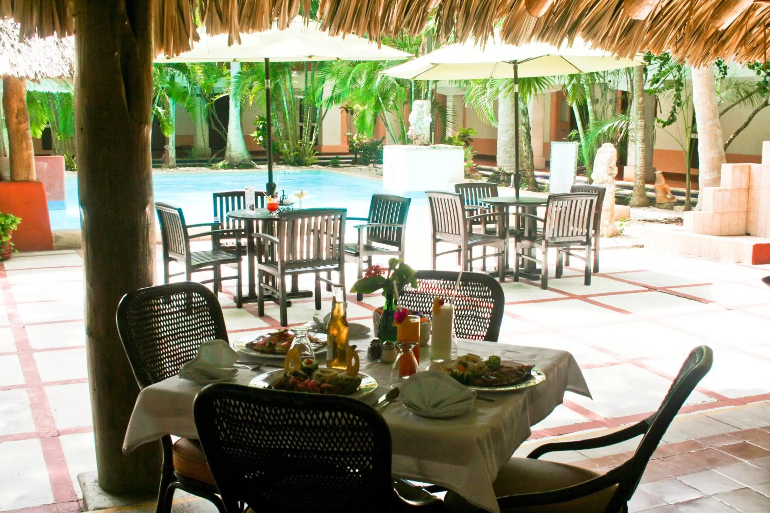 Restaurant/places to eat in Villas Arqueologicas Chichen Itza