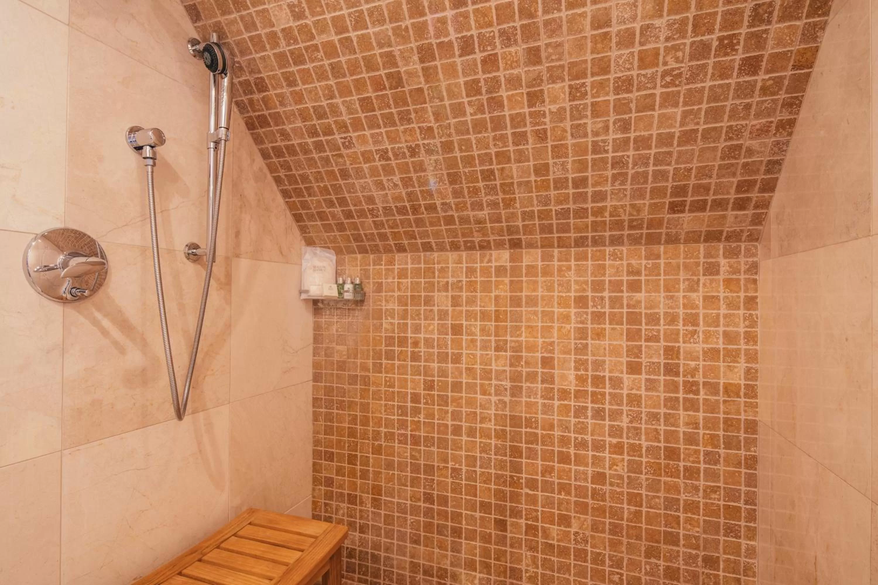 Neighbourgood Sutter Mansion