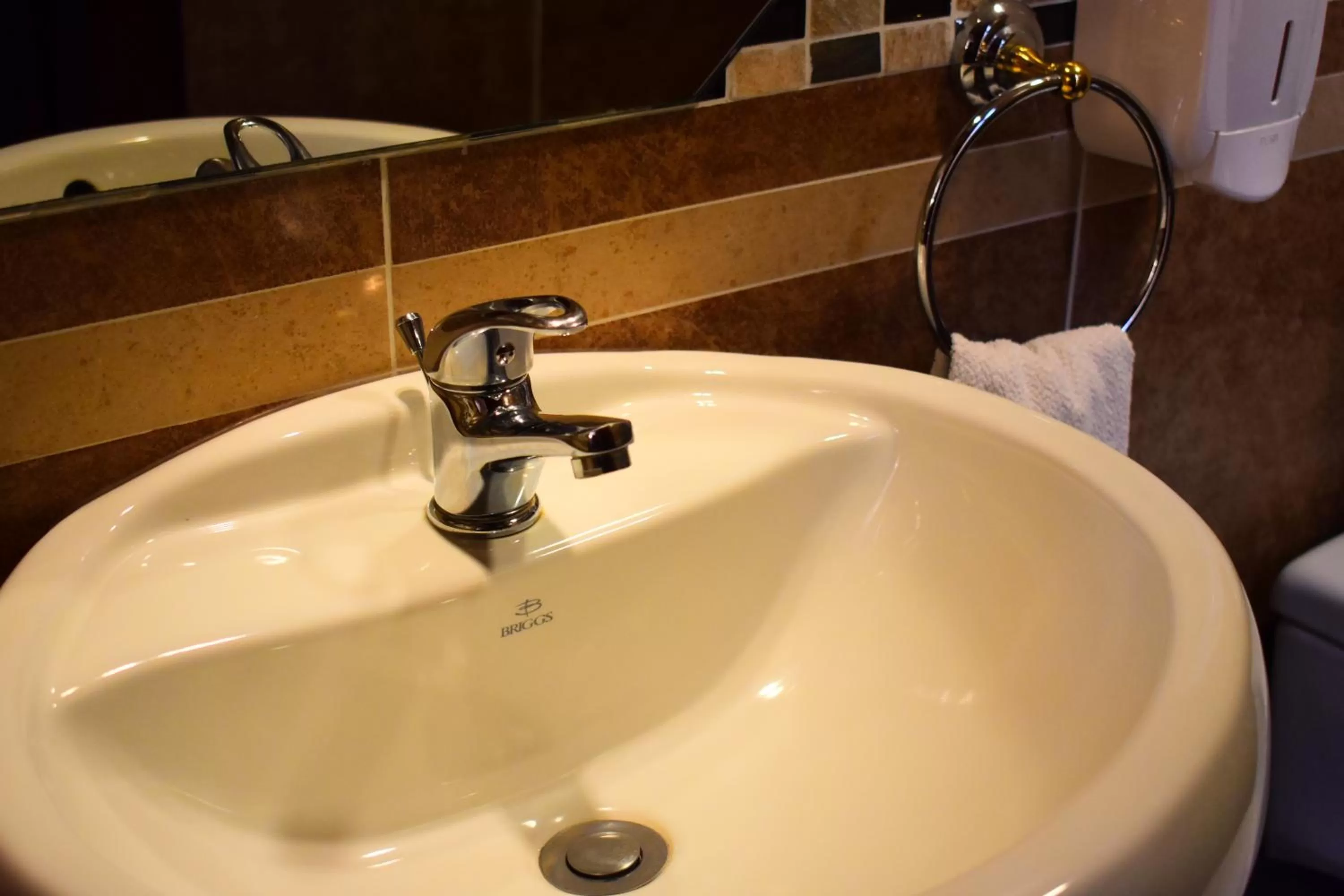 Bathroom in Hotel Endamo