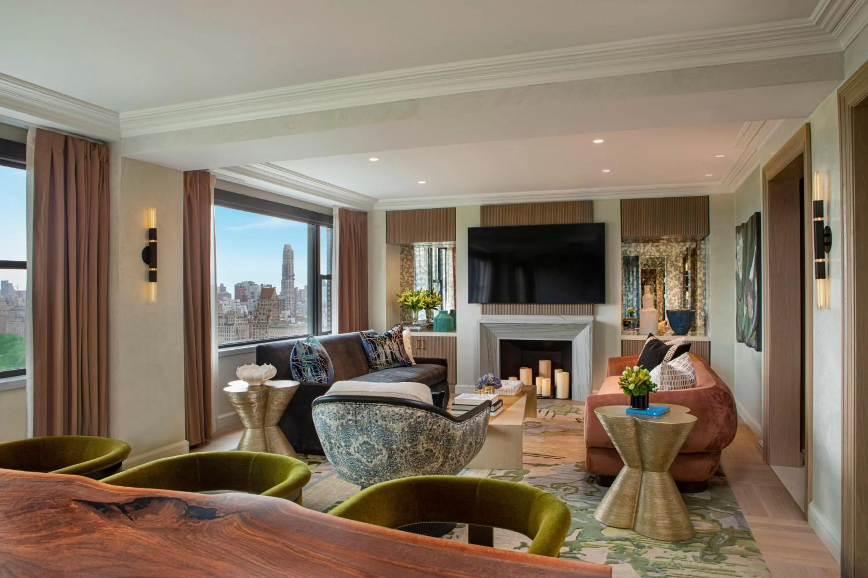 Living room in JW Marriott Essex House New York