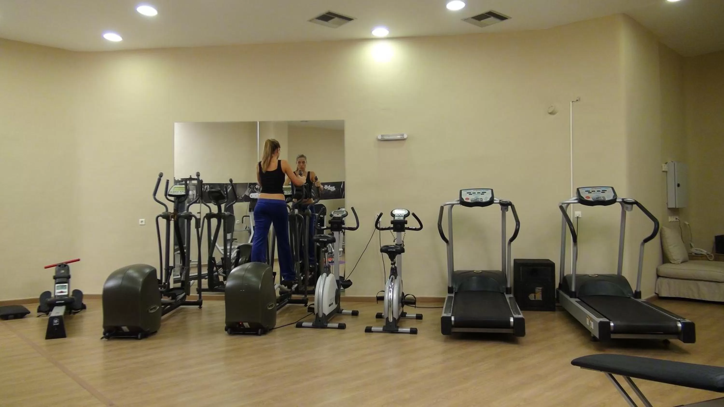 Fitness centre/facilities in Harmony Boutique Hotel