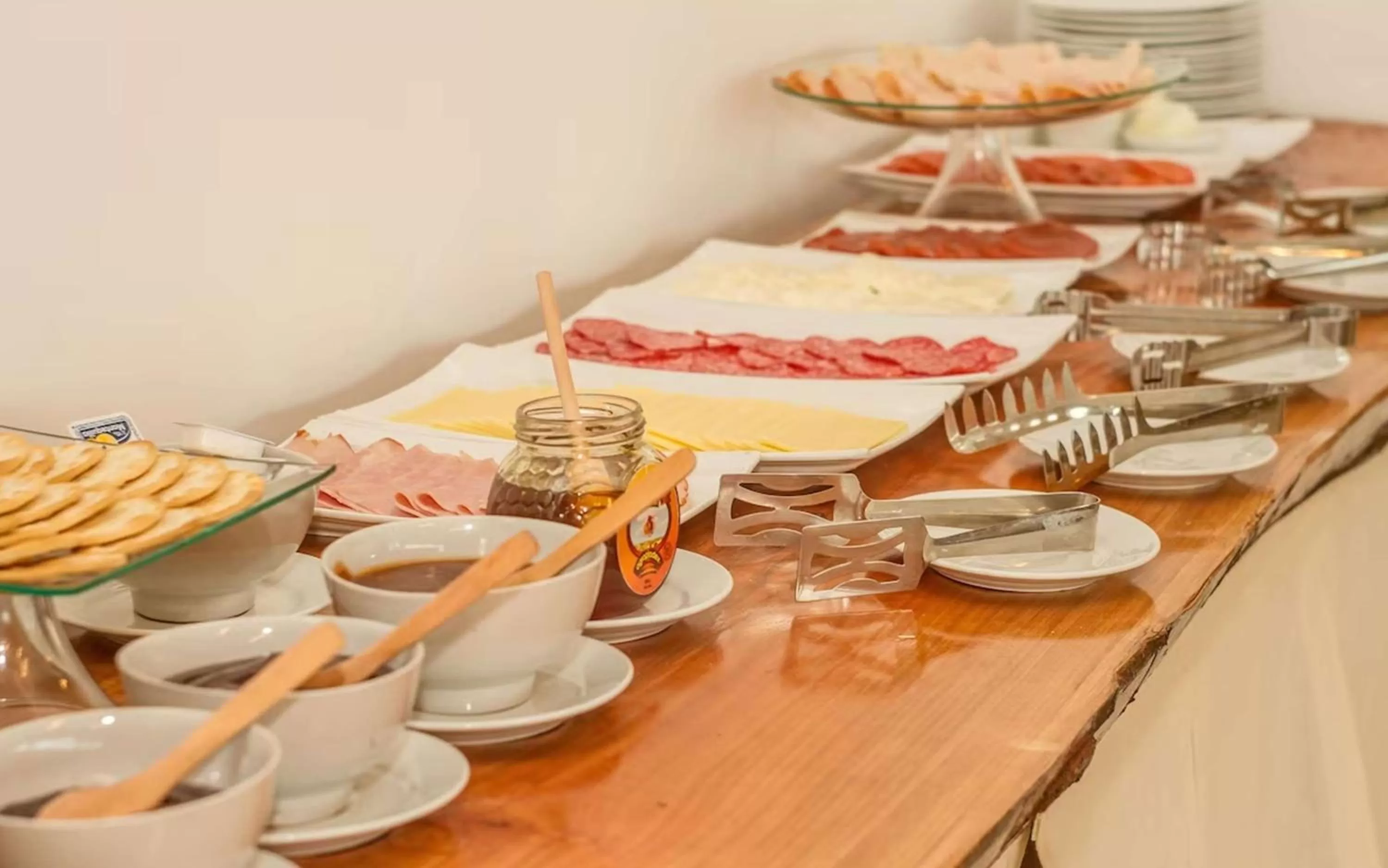 Restaurant/places to eat in Best Western Patagonia