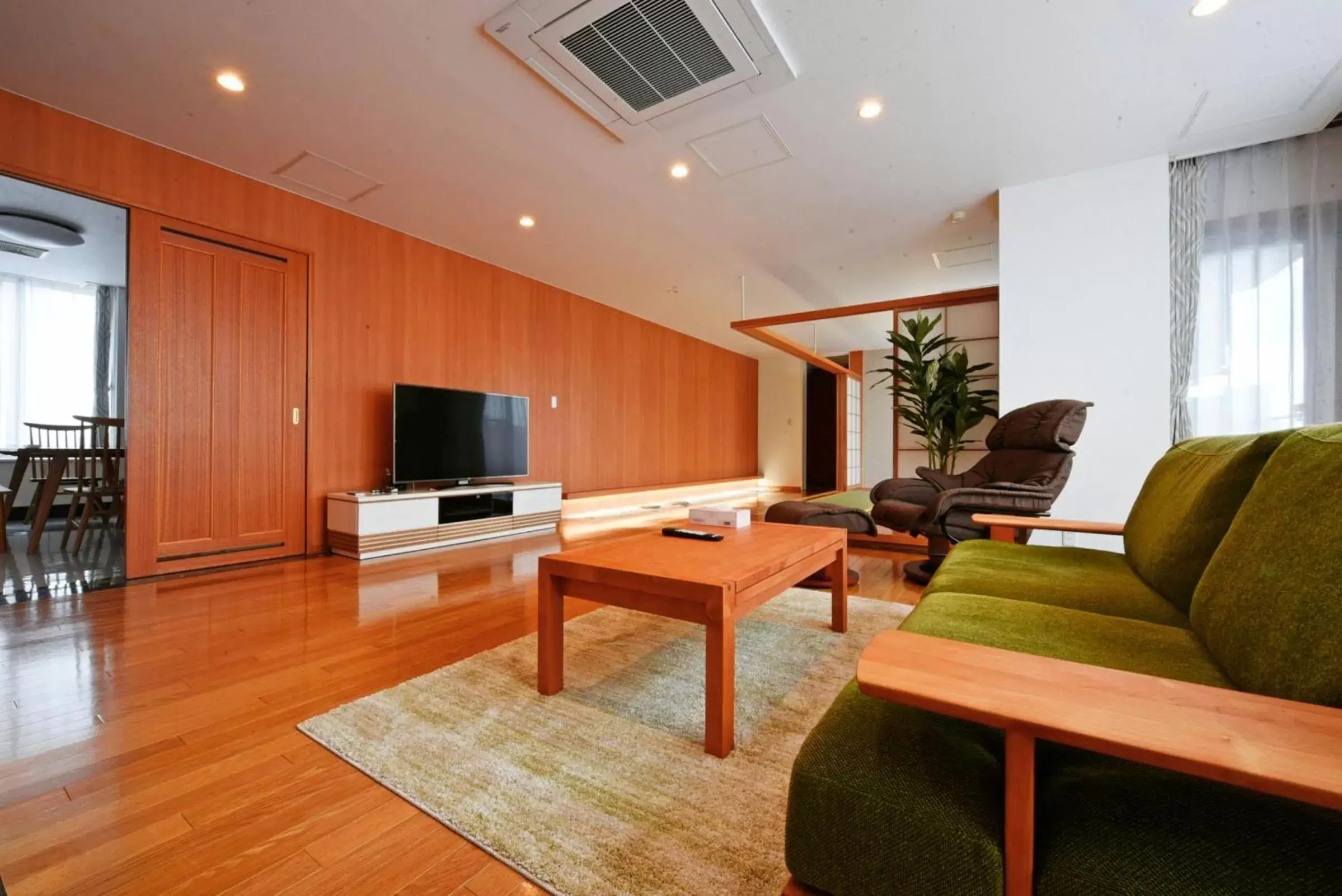 Deluxe Apartment in Hostel PLEASURE MARUYAMA Deluxe Apartment in Hostel PLEASURE MARUYAMA