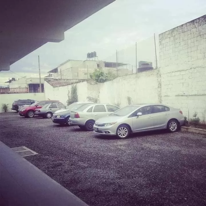 Hotel & Suites Mo Sak