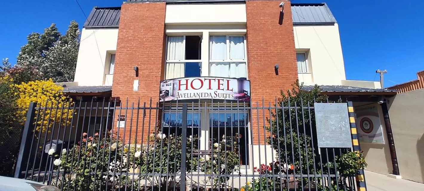 Facade/entrance in avellaneda suites