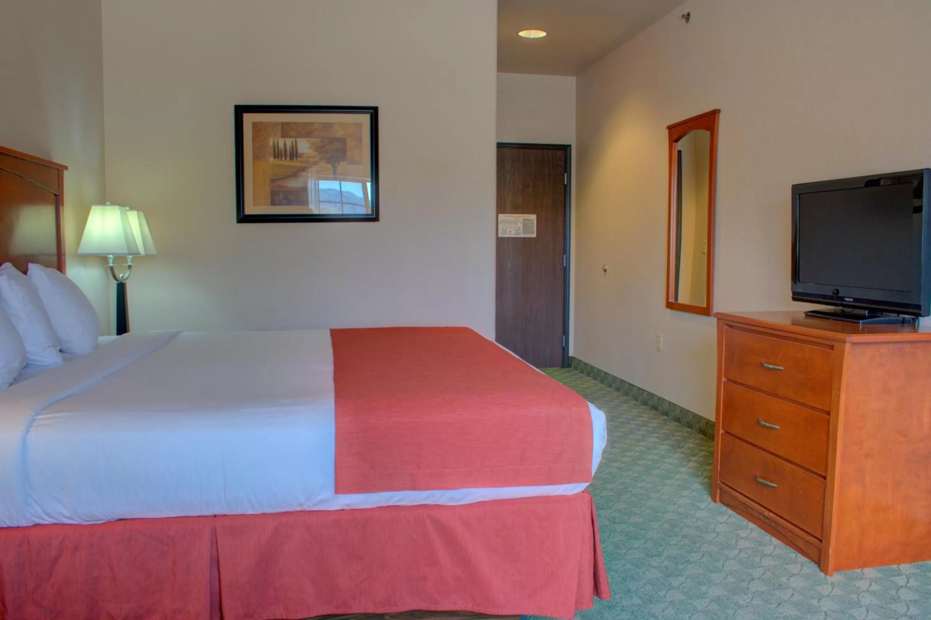 Bedroom, Bed in Allington Inn & Suites Kremmling