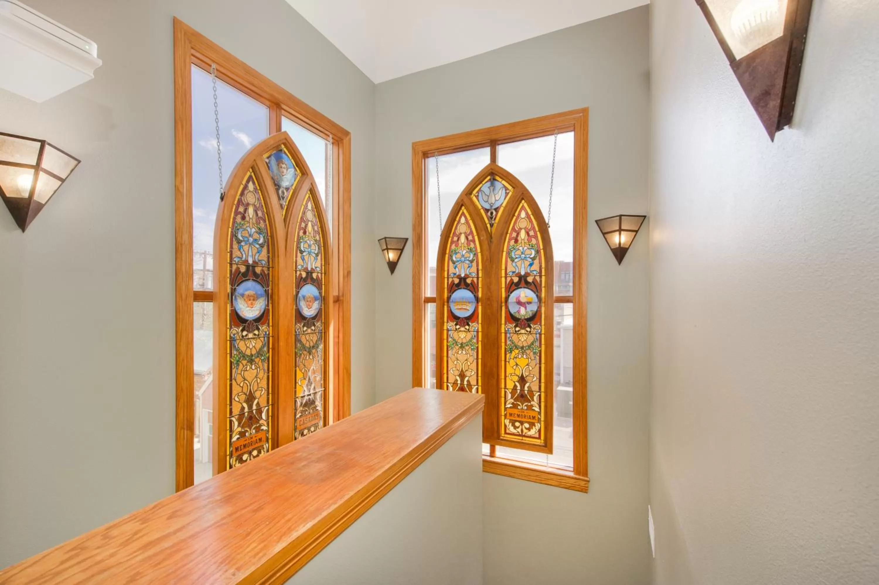 Property building in The Bradley Boulder Inn