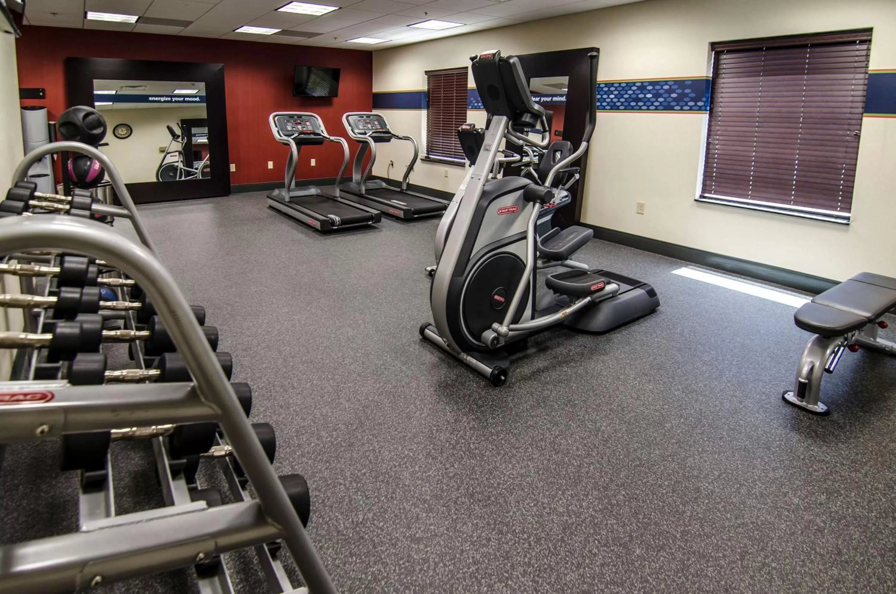 Fitness centre/facilities in Hampton Inn Foley