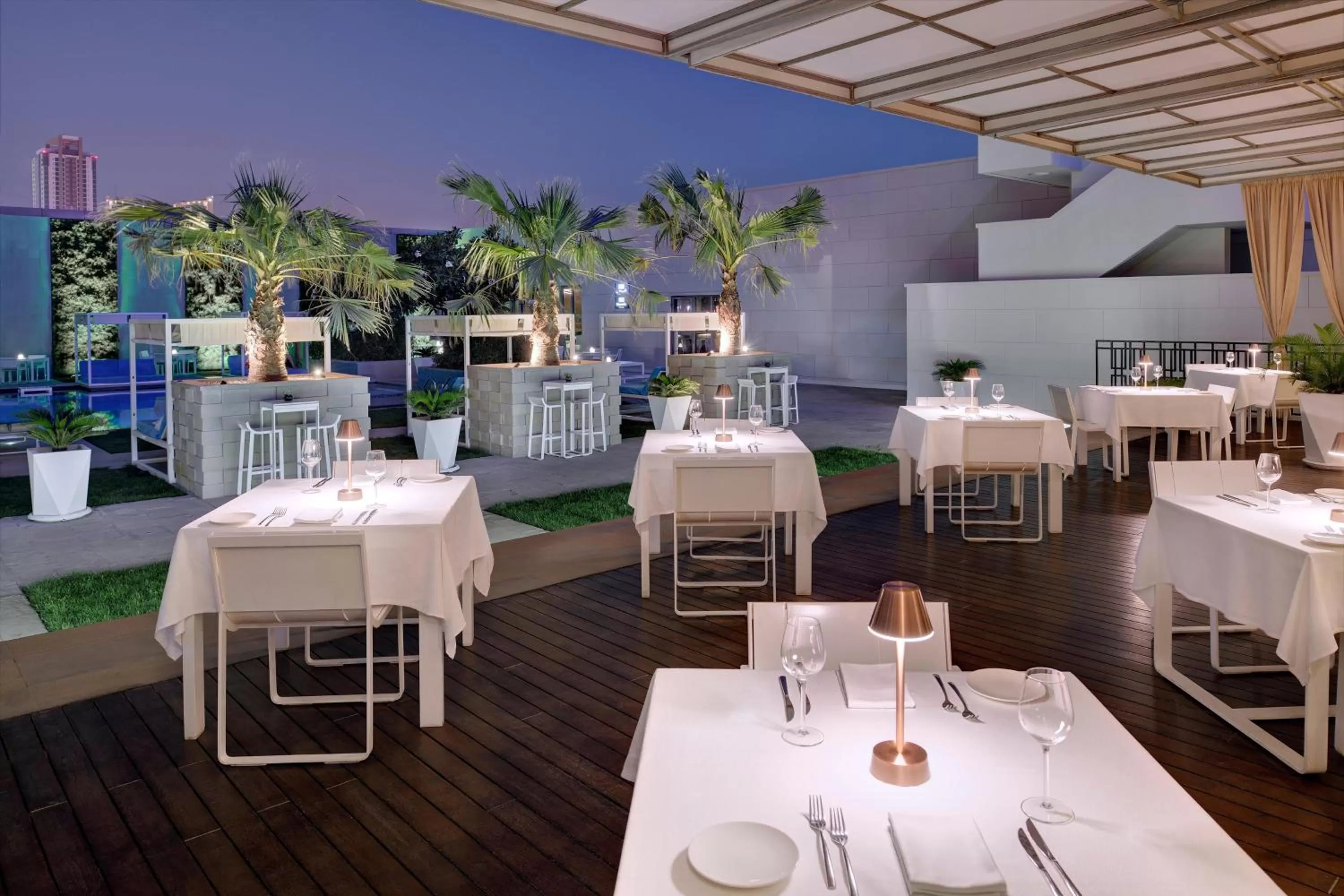 Restaurant/places to eat in InterContinental Bahrain by IHG