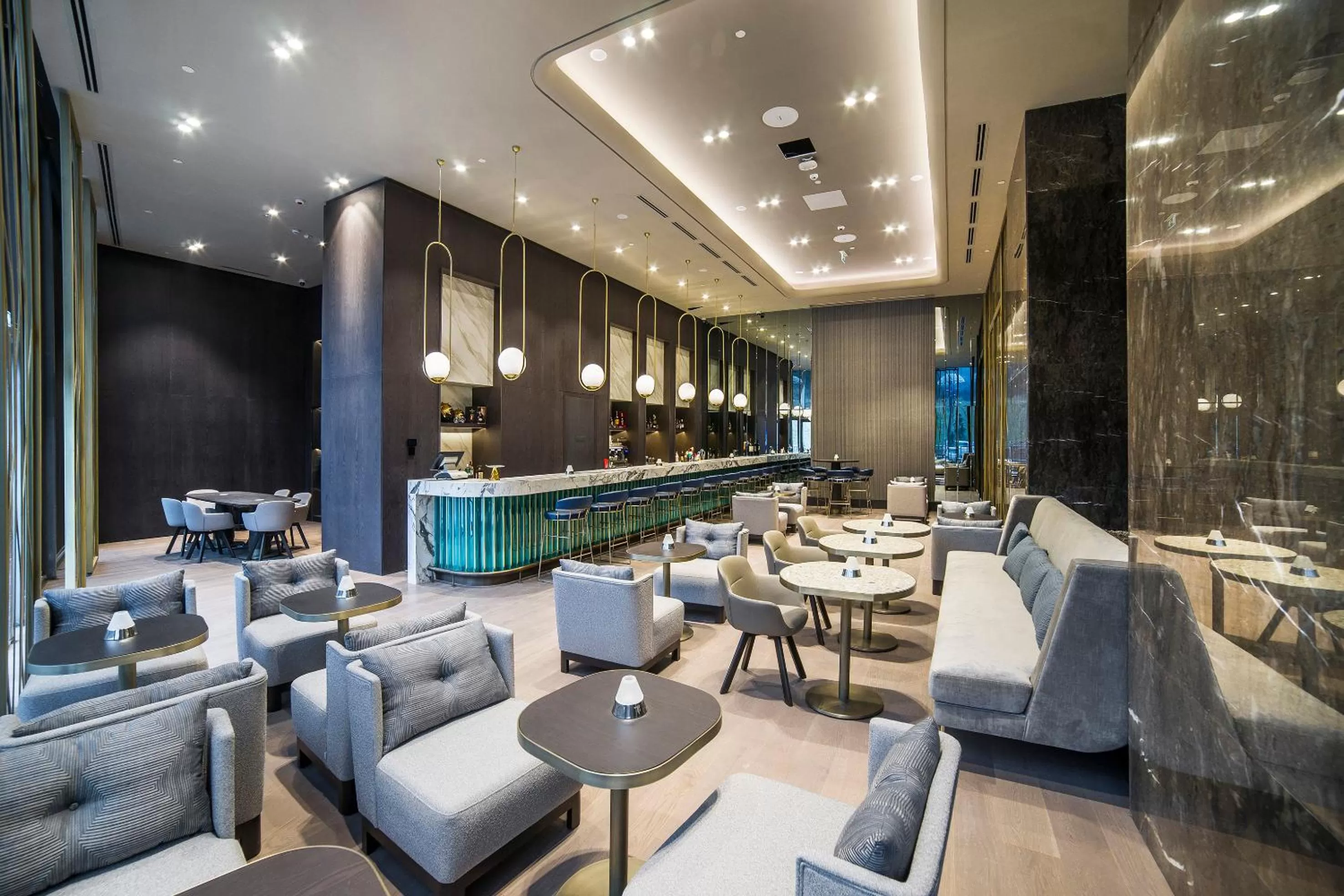 Lounge or bar in Radisson Collection Hotel, Vadistanbul