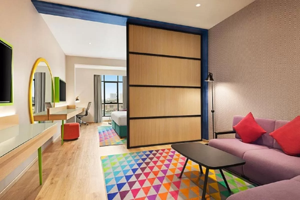 Seating area in La Quinta by Wyndham Dubai Jumeirah