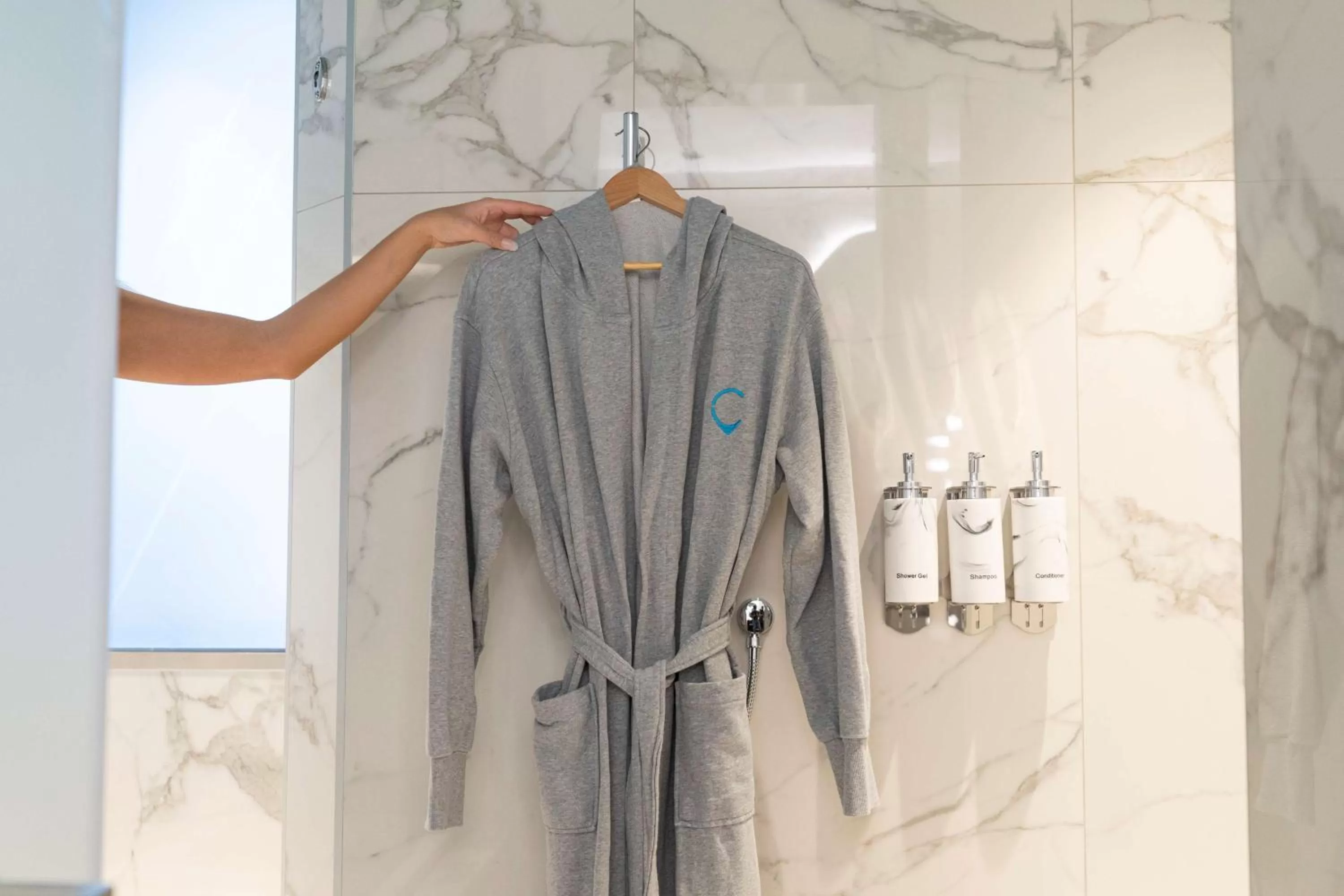 Bathroom in Hyatt Centric Jumeirah Dubai