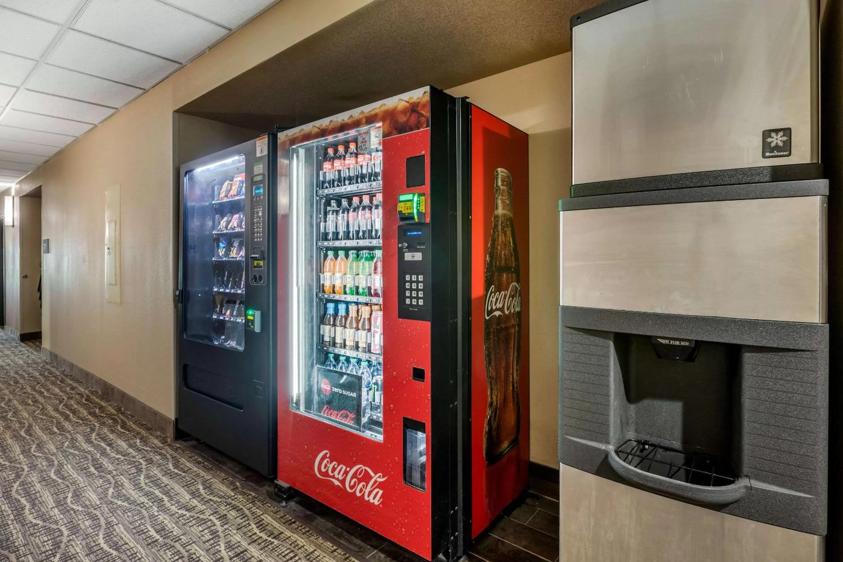 vending machine in Comfort Inn Story City
