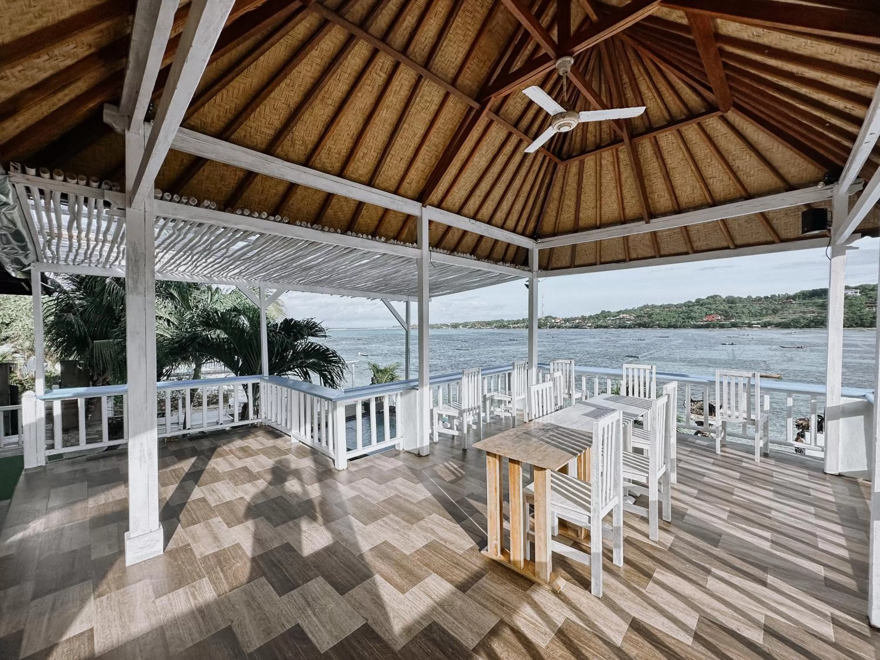 Patio in Aurora Beach View