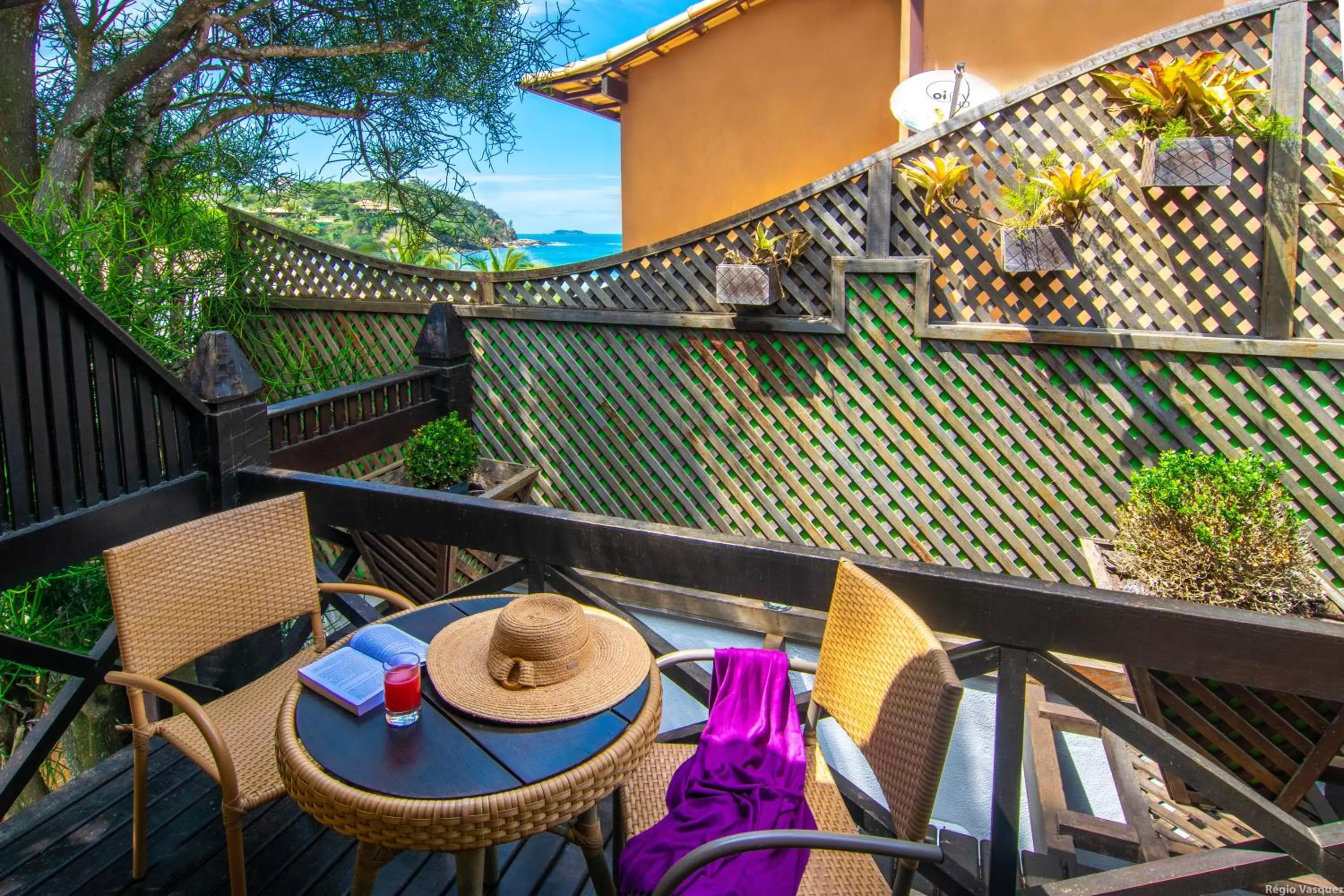 Balcony/Terrace in Chez Pitu Praia Hotel