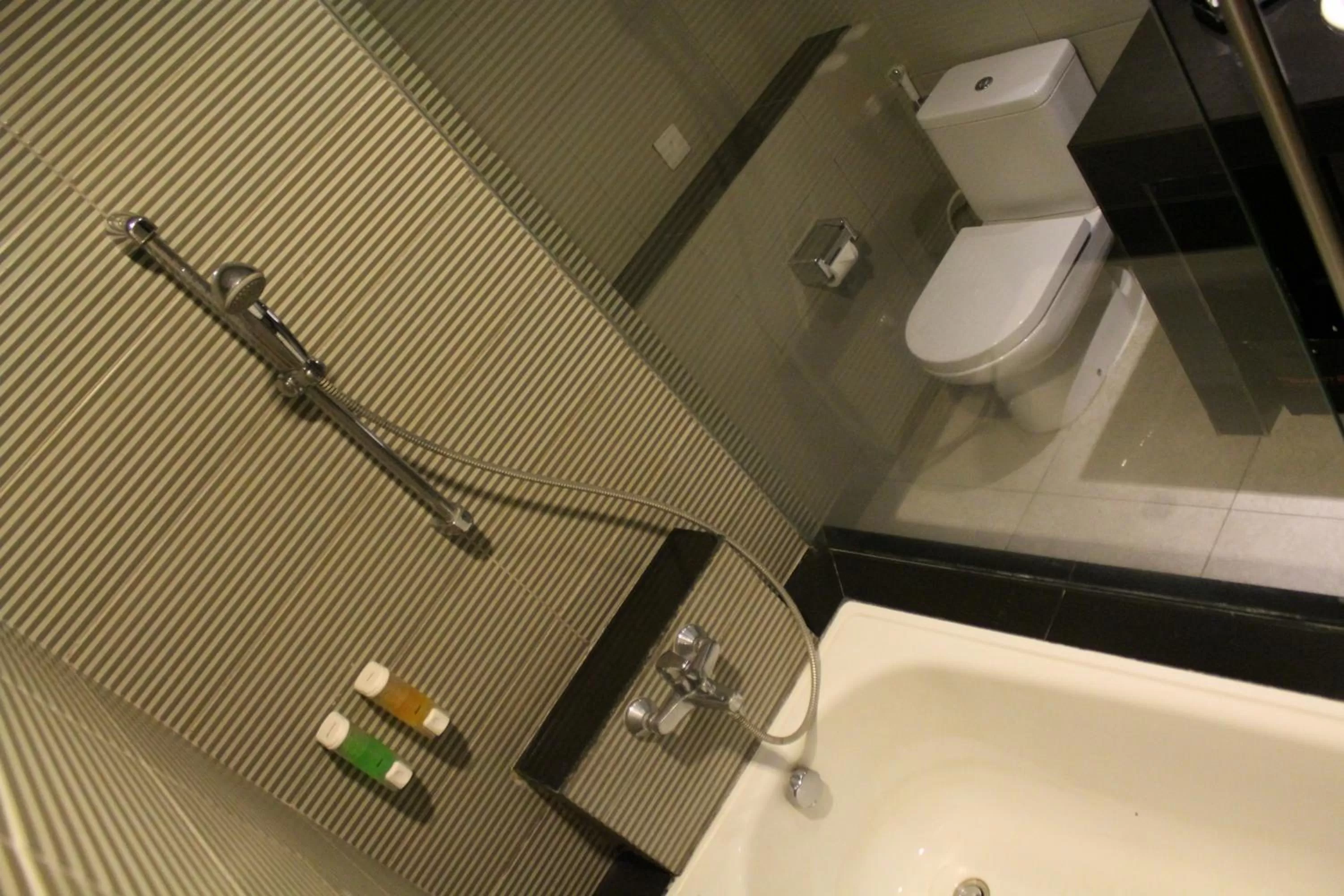 Bathroom in 100 Sunset Kuta Hotel & Ballroom