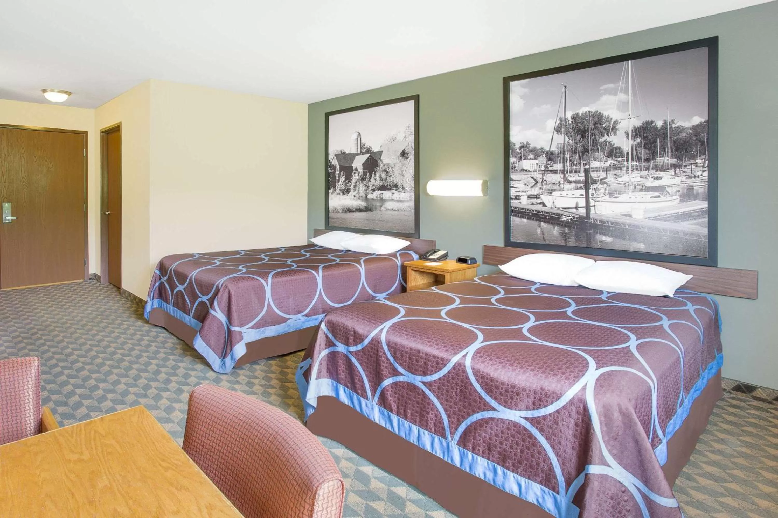 On site, Bed in Darlington Inn