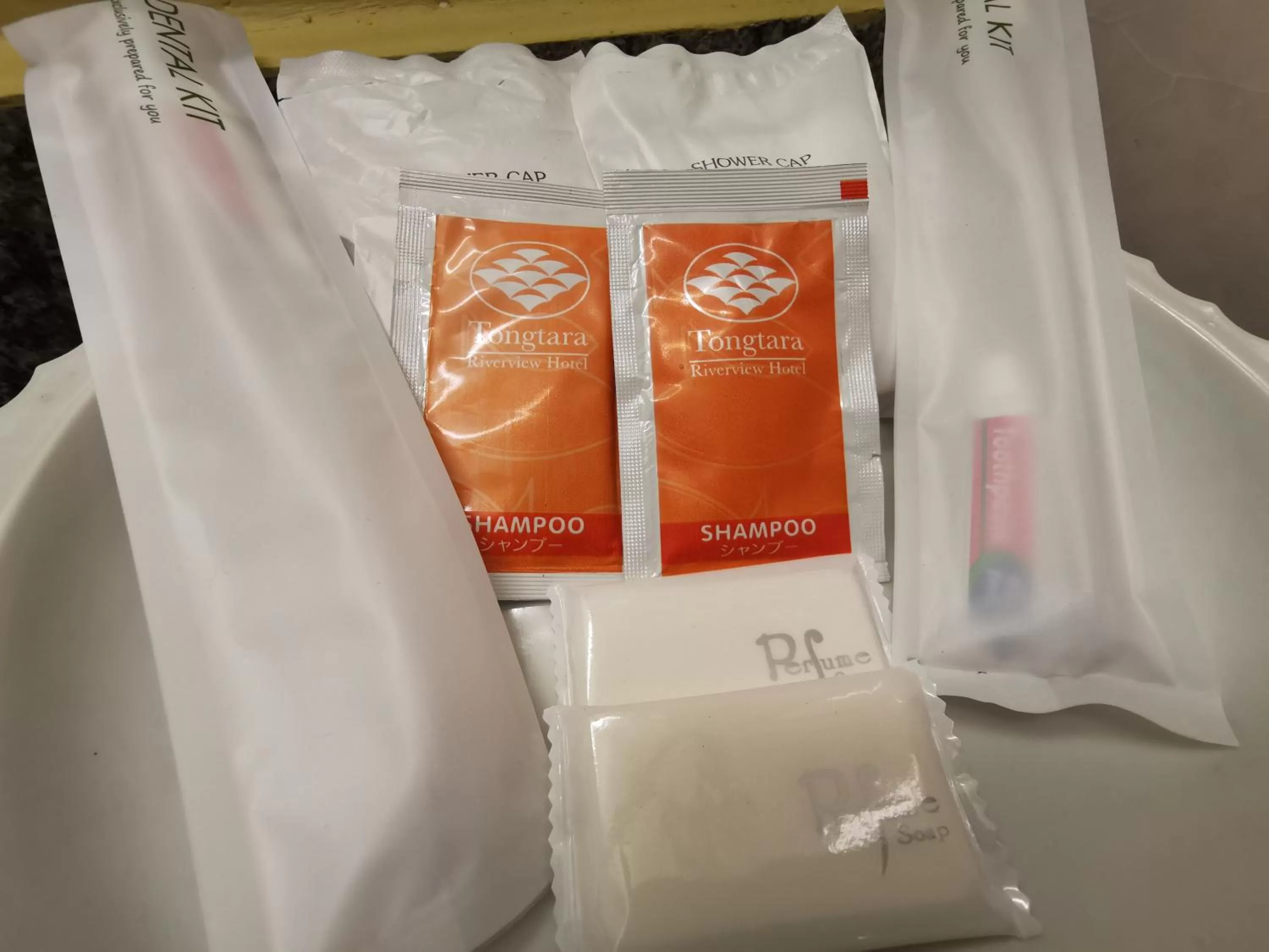 Tongtara Riverview Hotel