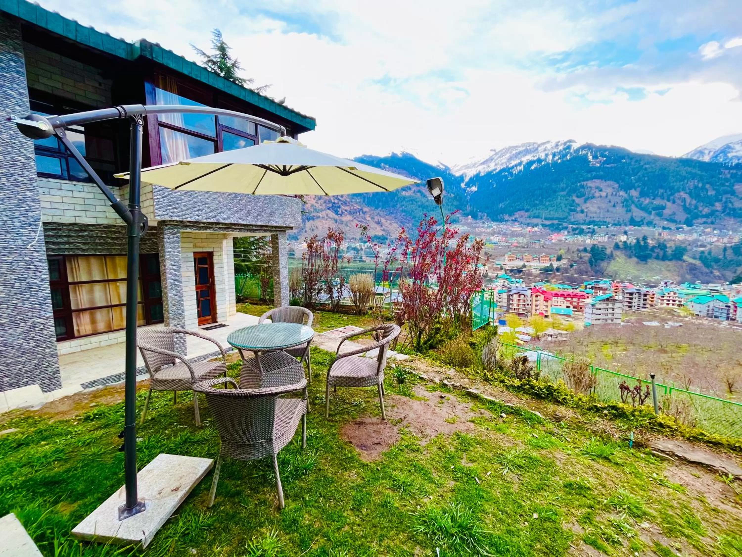 Nomad 2 Bedroom independent Luxury Cottages