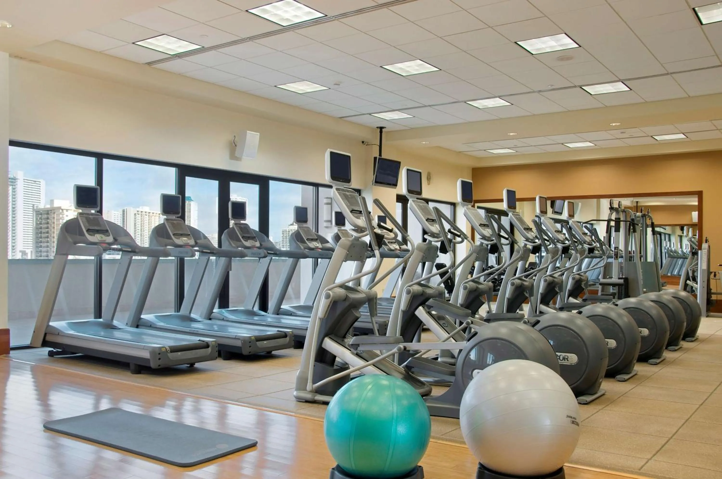 Fitness centre/facilities in Hilton Grand Vacation Club The Grand Islander Waikiki Honolulu
