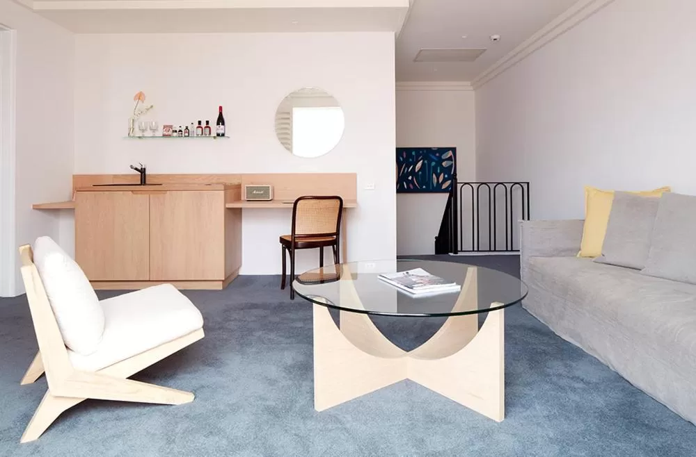 Seating area in Hotel Ravesis