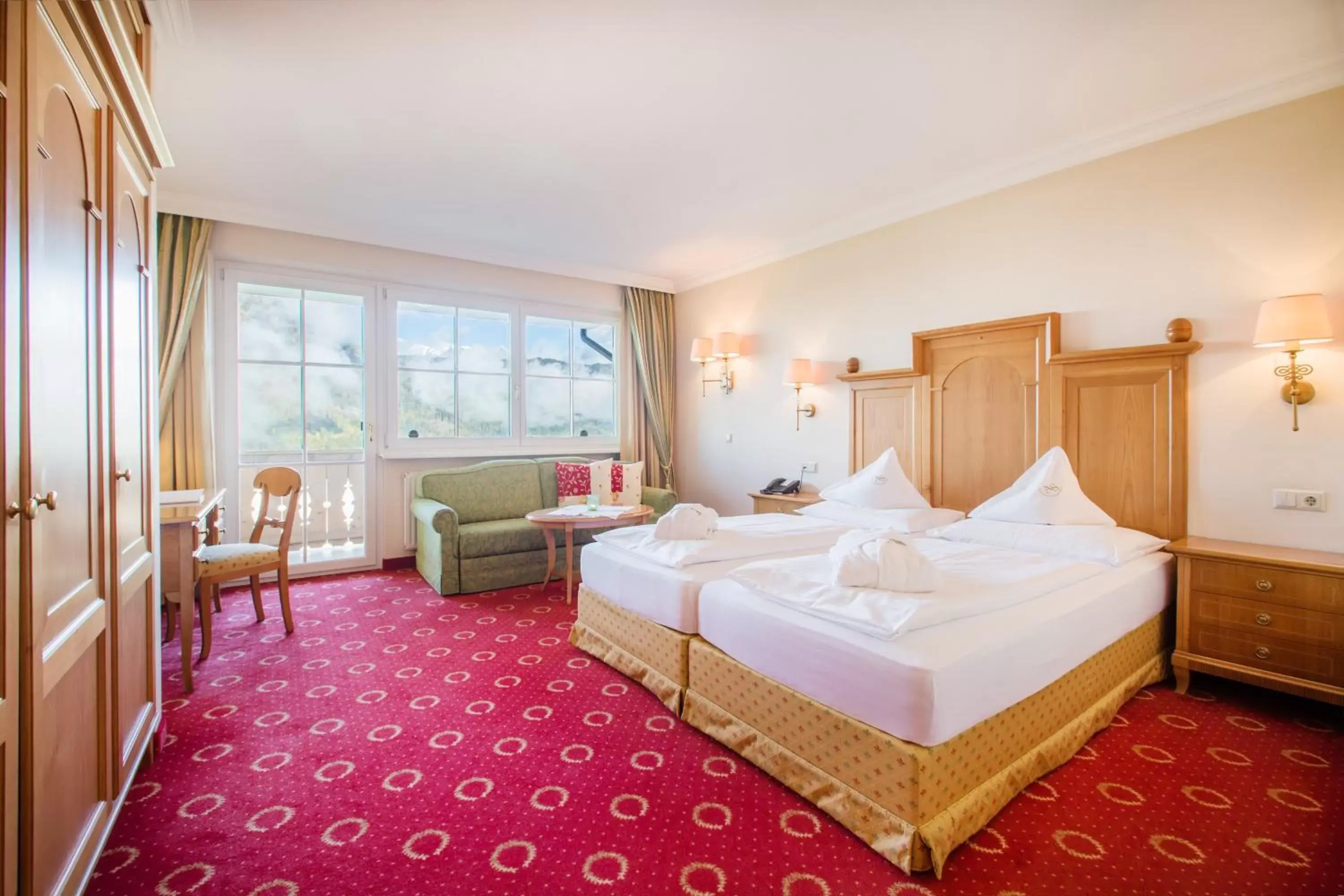 Double Room with Balcony in Hotel AlpenSchlössl Double Room with Balcony in Hotel AlpenSchlössl