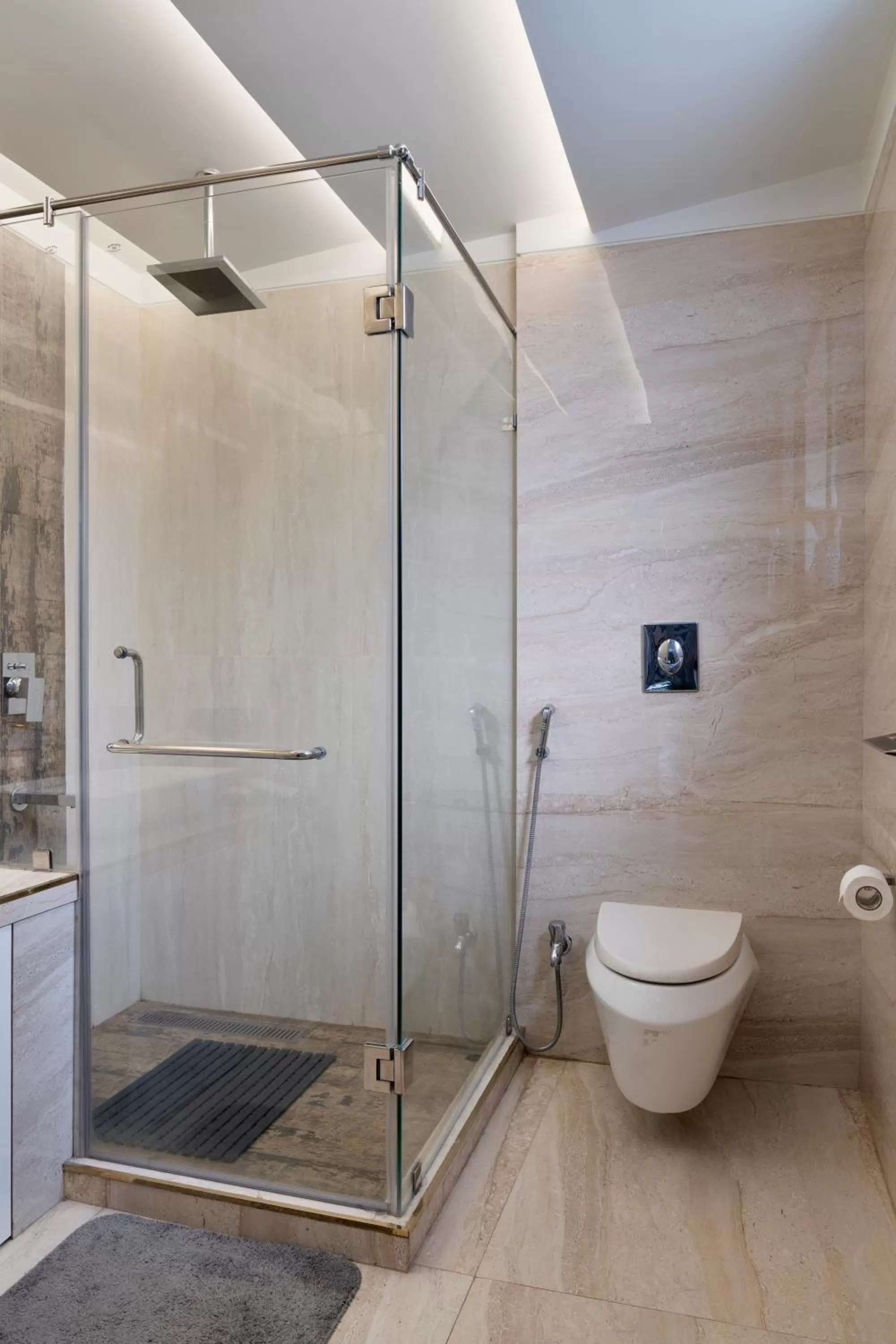 Shower in The Moira - Bed and Breakfast