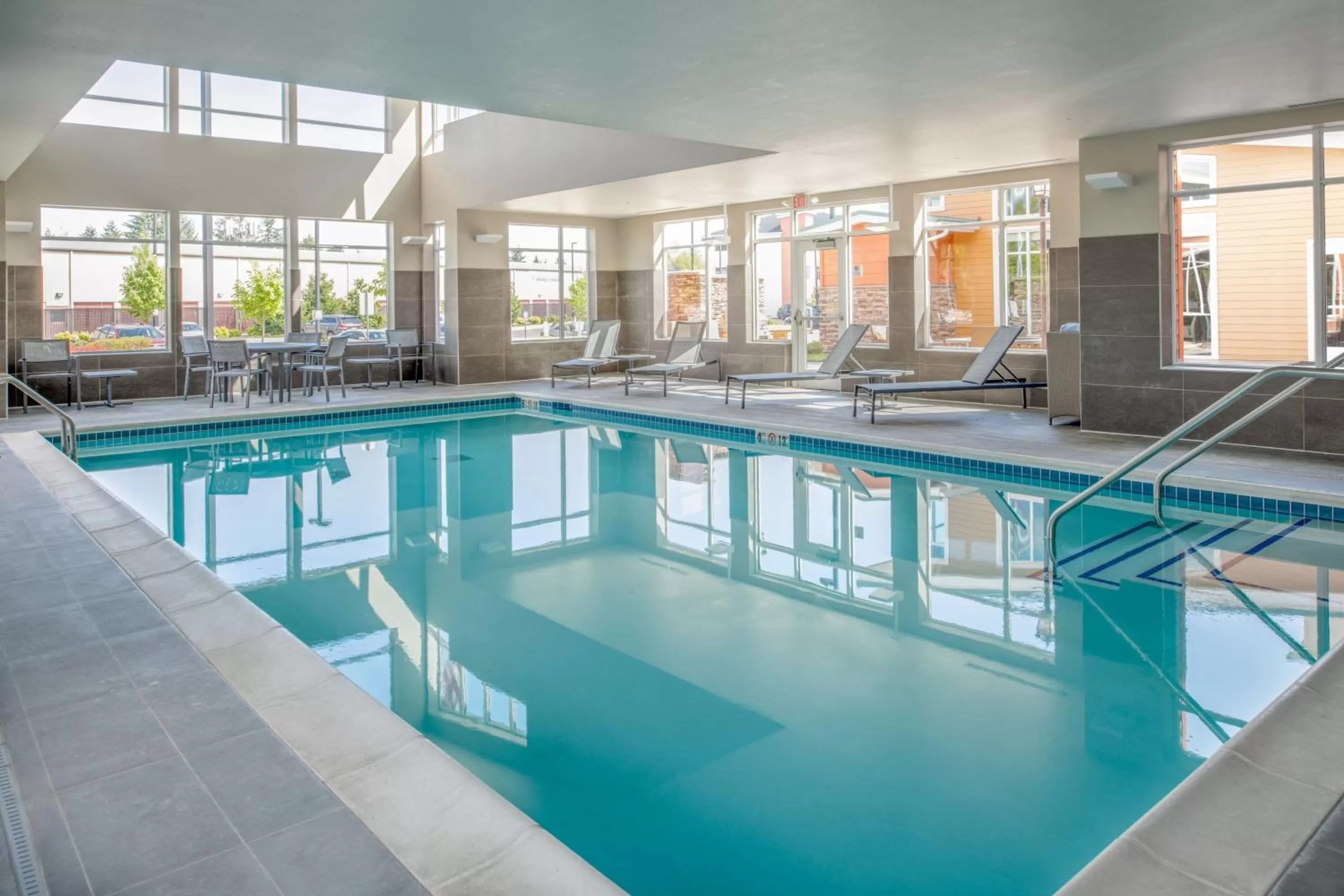 Swimming pool in Residence Inn by Marriott Portland Vancouver