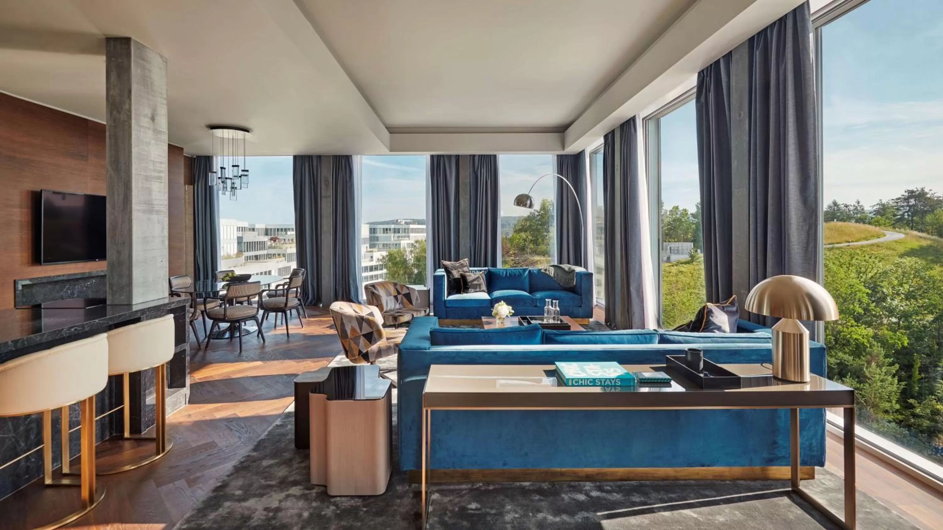 Day in Hyatt Regency Zurich Airport Circle